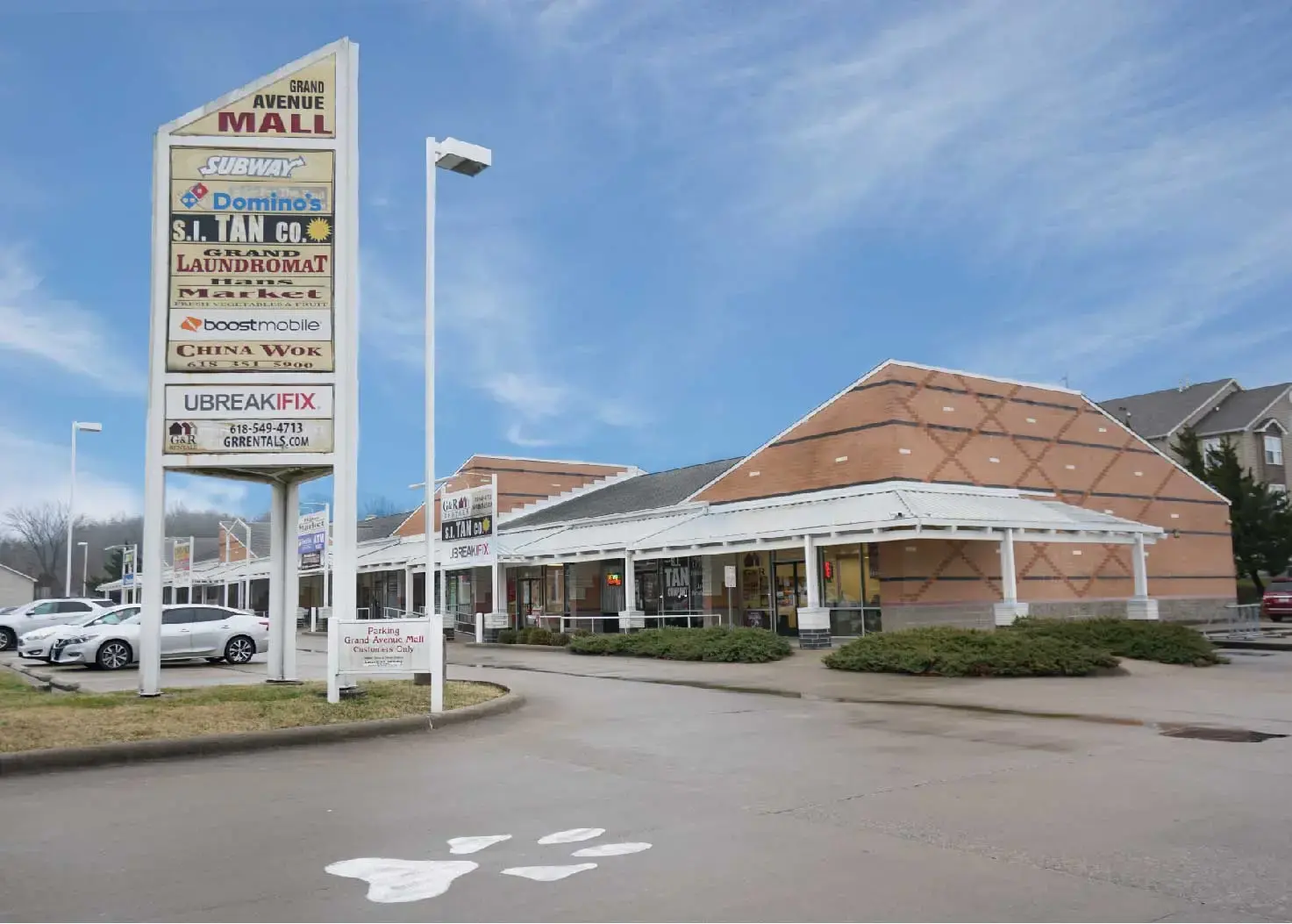 Grand Avenue Laundromat thumbnail 2