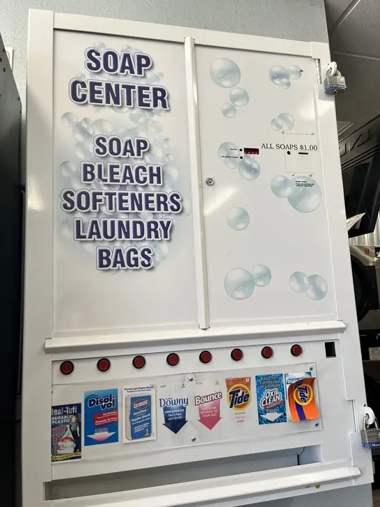 Grand Lake Laundromat - Image 7