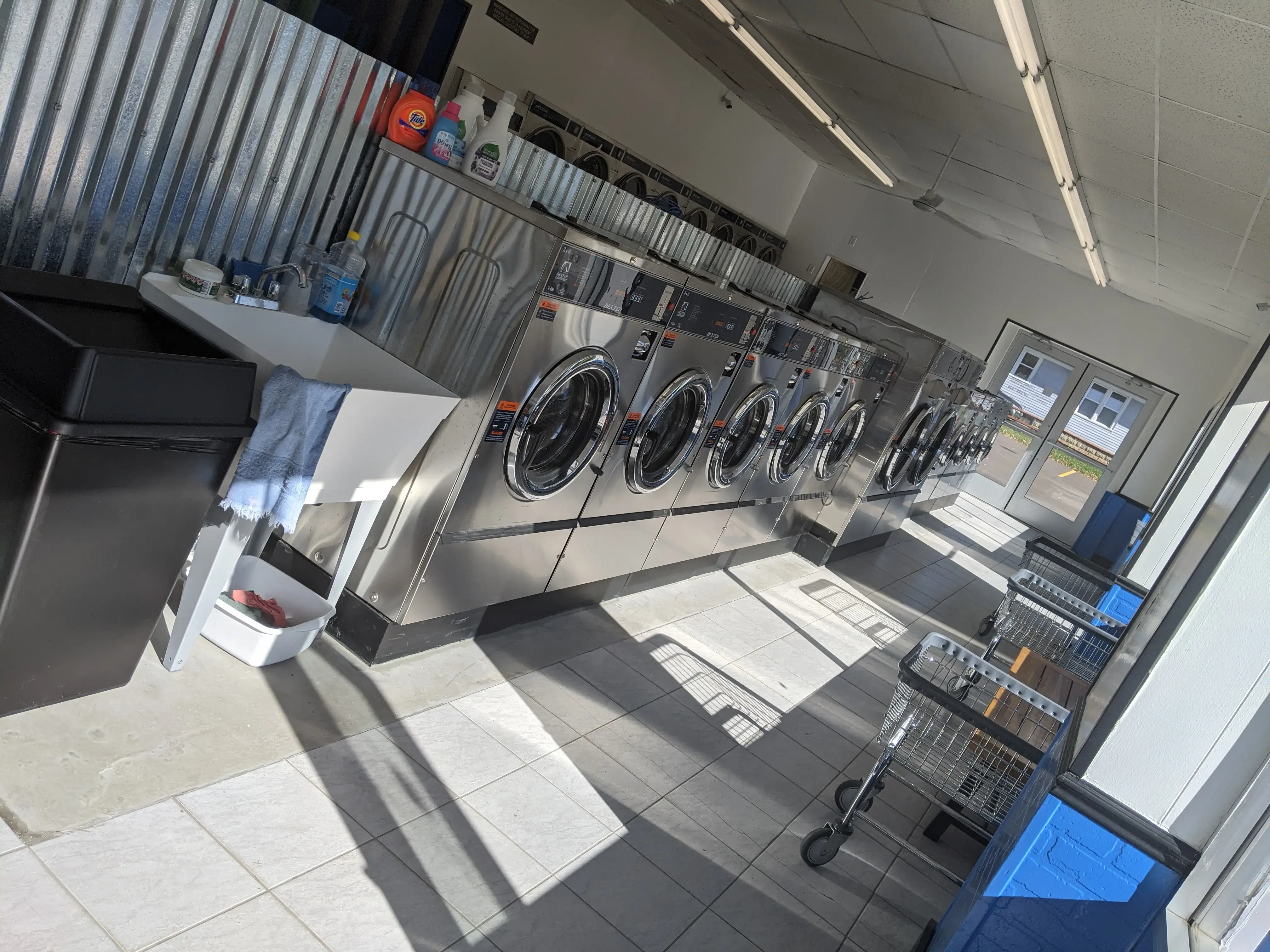 Grand River Laundry thumbnail 2