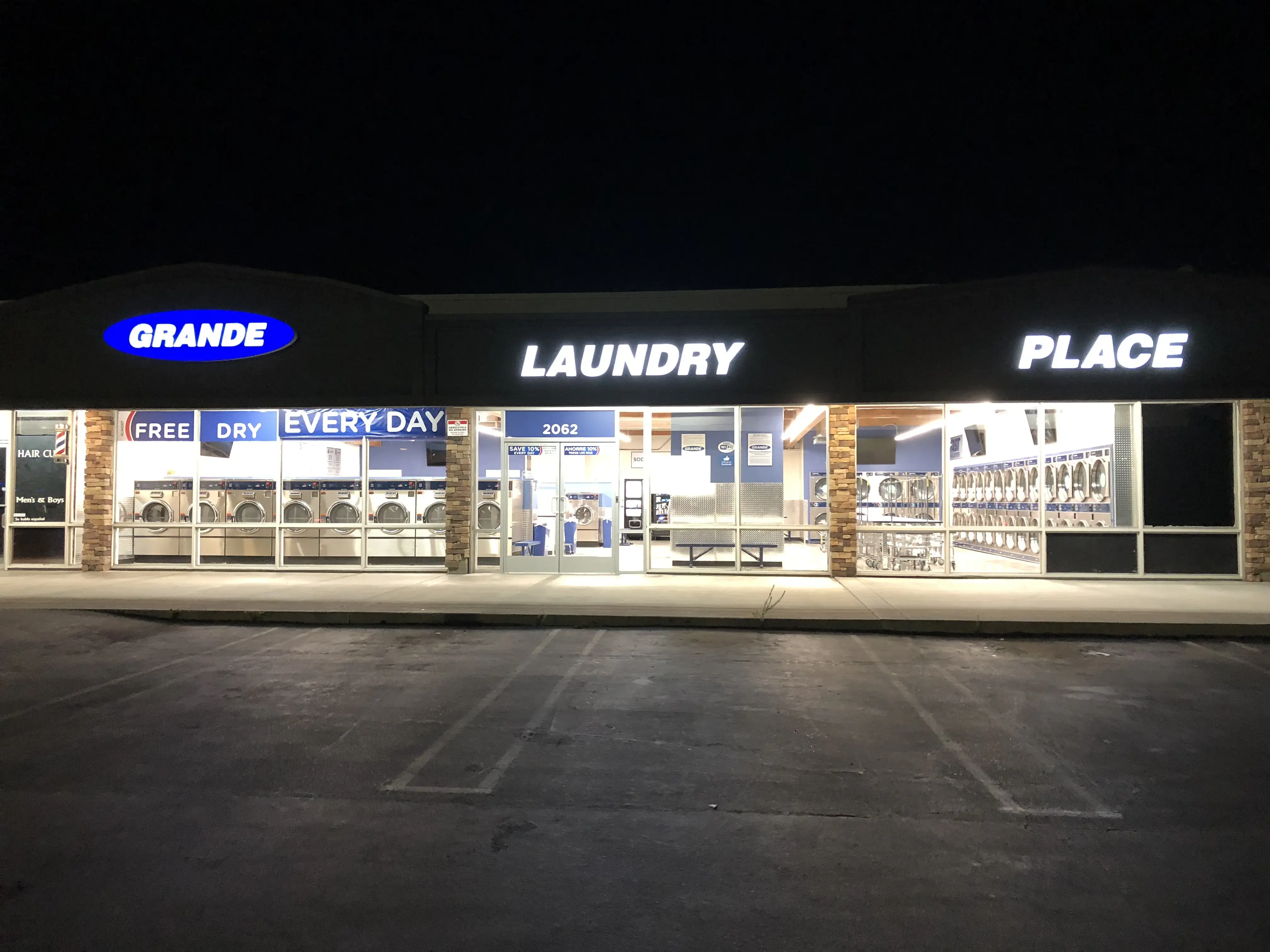 Grande Laundry Place - Image 1
