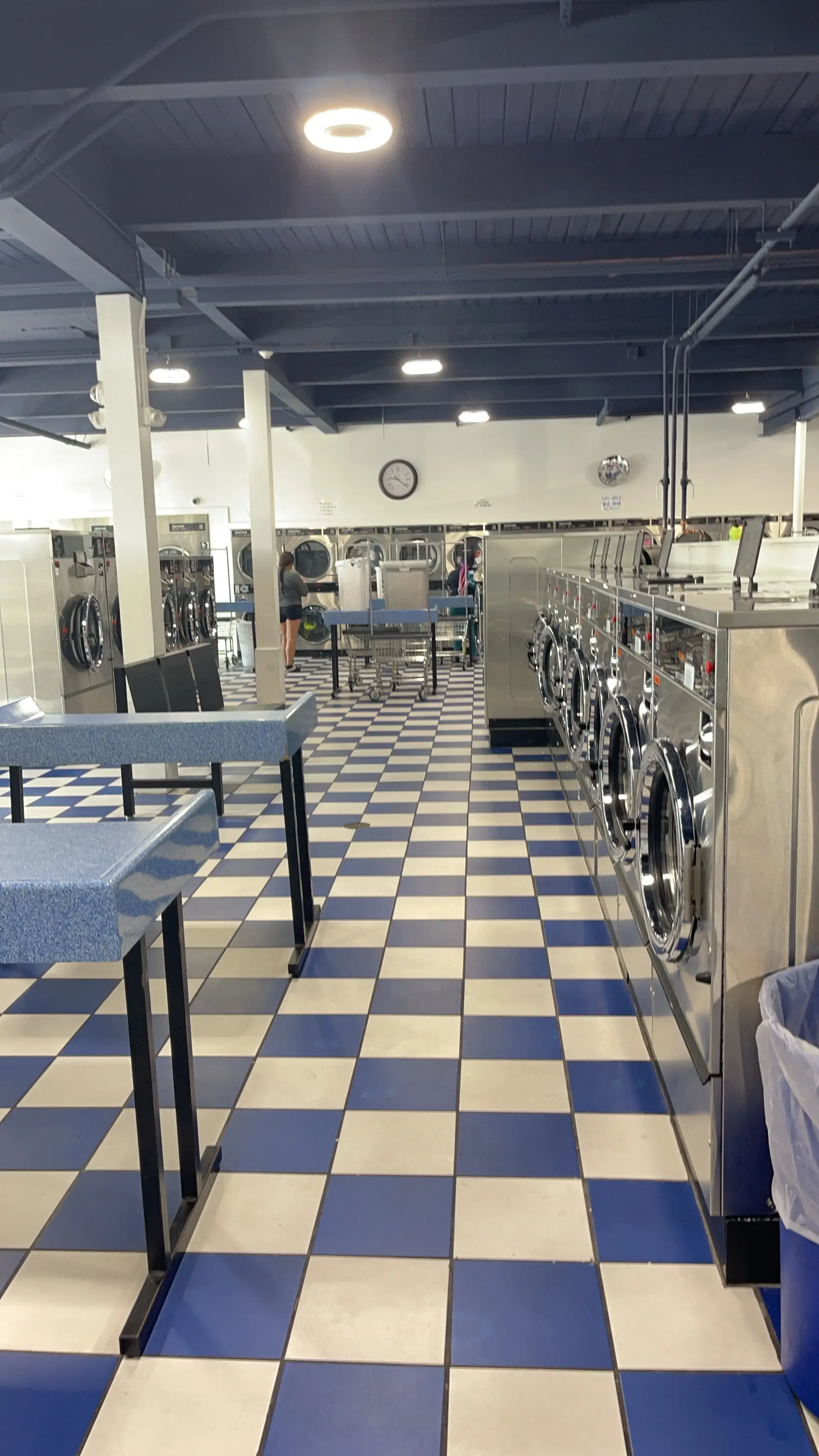 Grandview Coin Laundry thumbnail 13