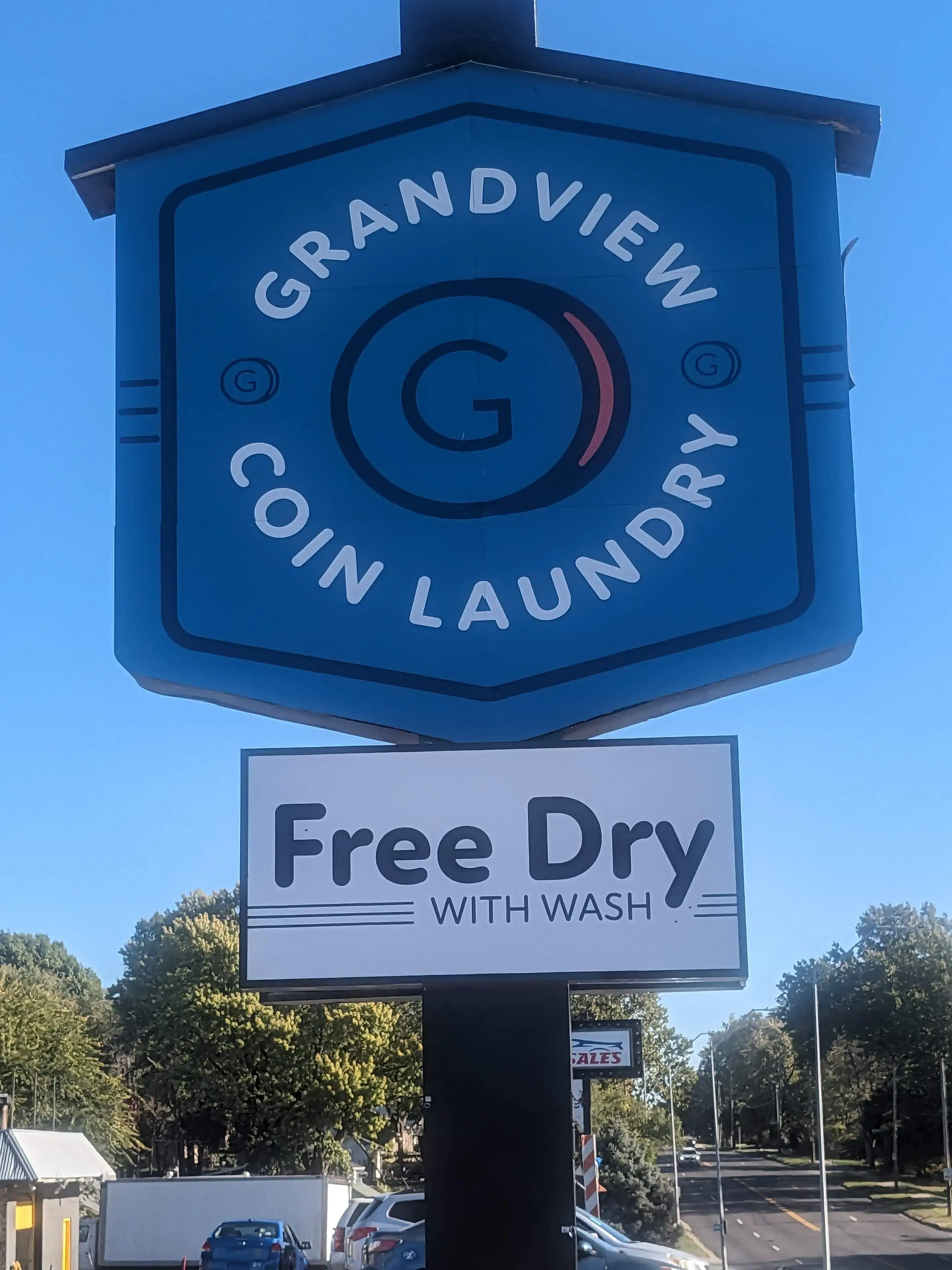 Grandview Coin Laundry - Image 10