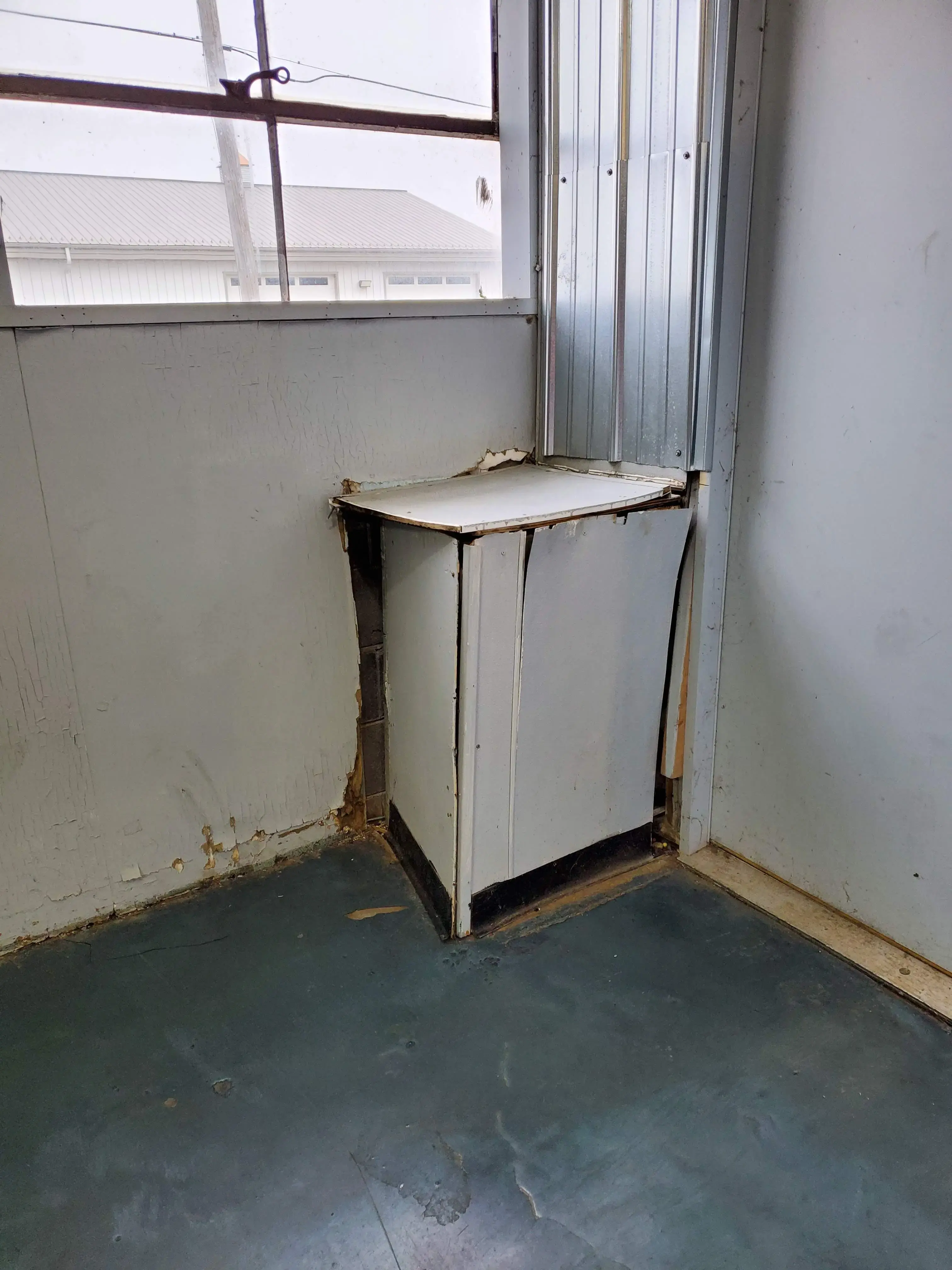 Grandview Laundromat - Image 6