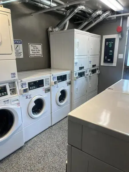 Granny's Little Laundromat location