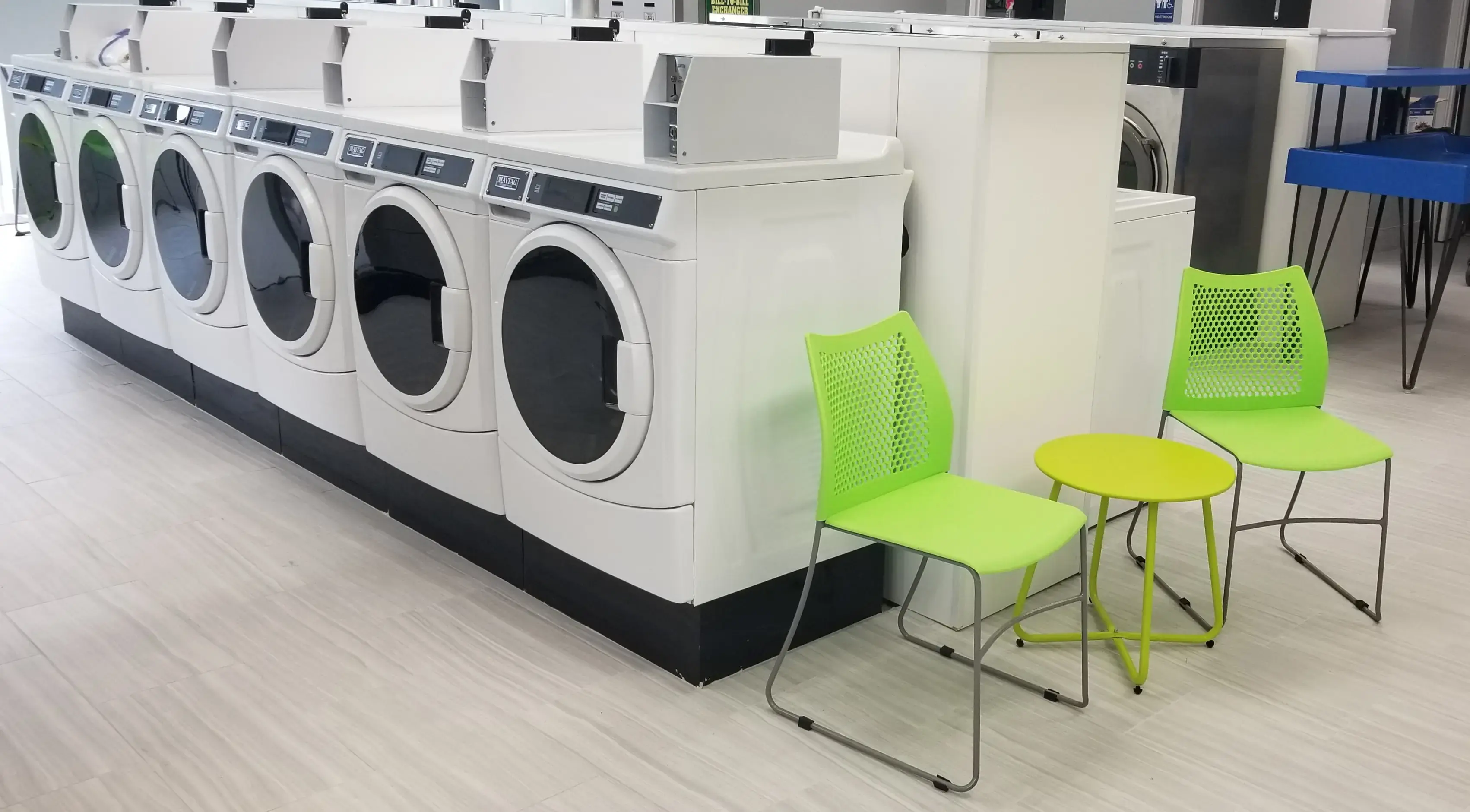 Great Lakes Laundromat - Image 9