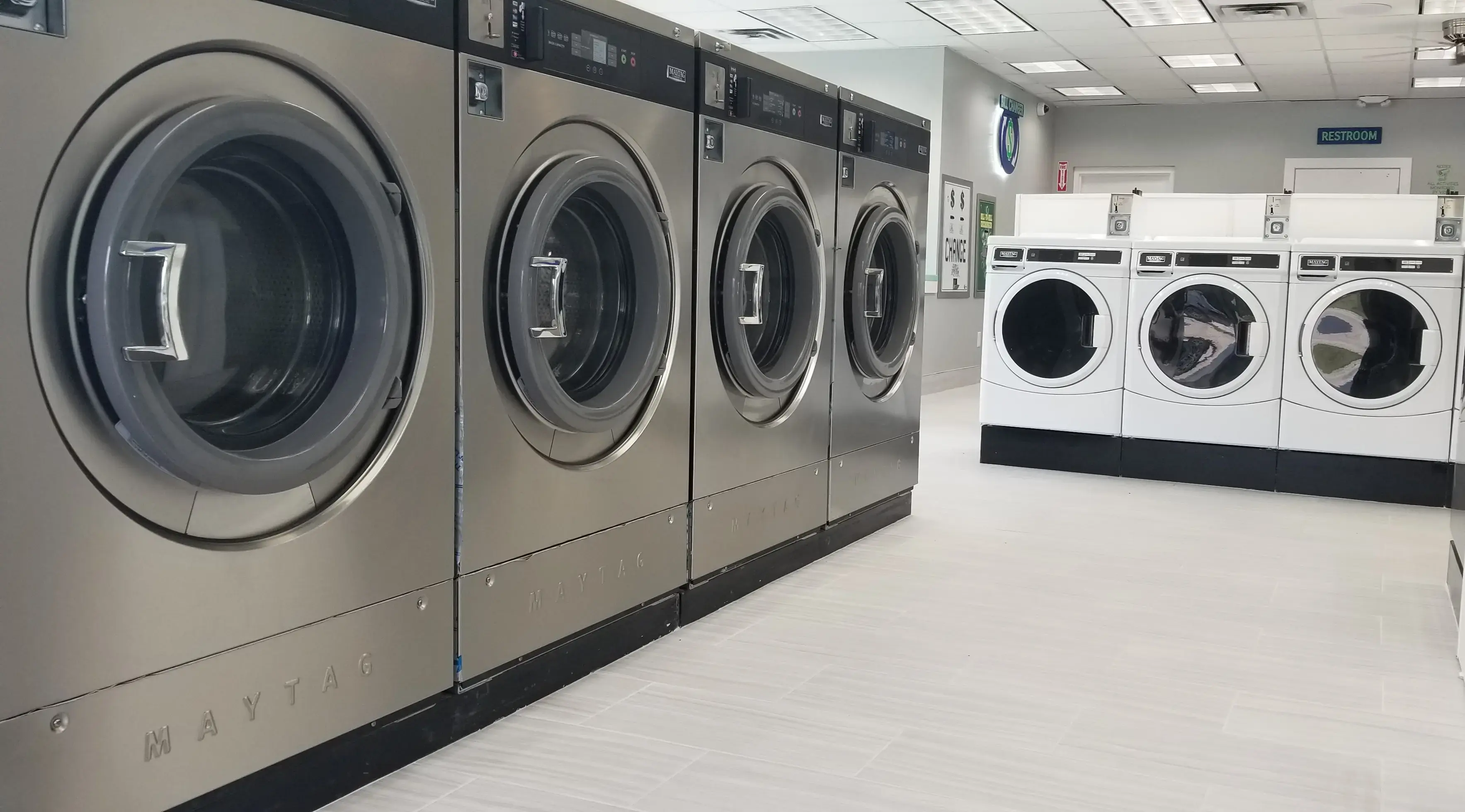 Great Lakes Laundromat location