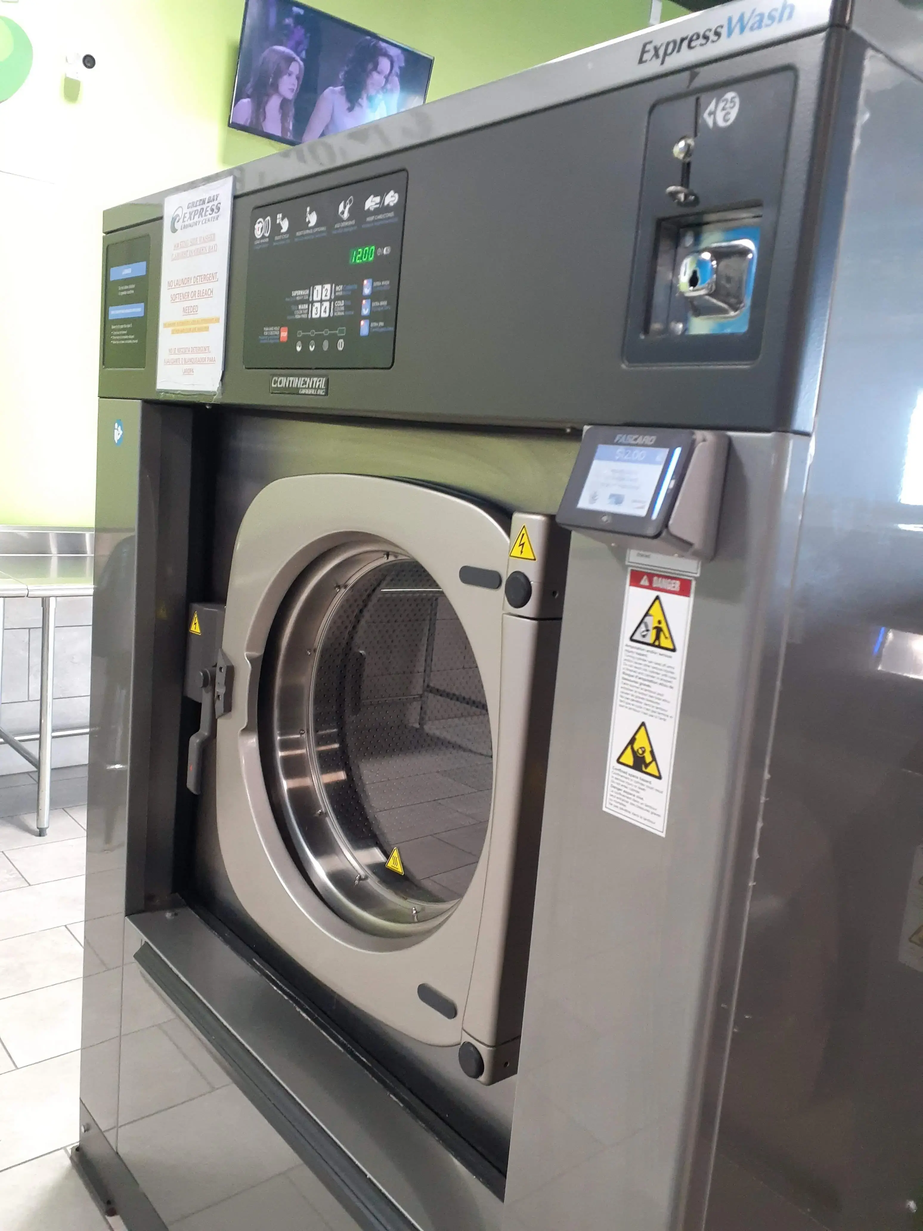 Green Bay Express Laundromat Laundry Center thumbnail 4