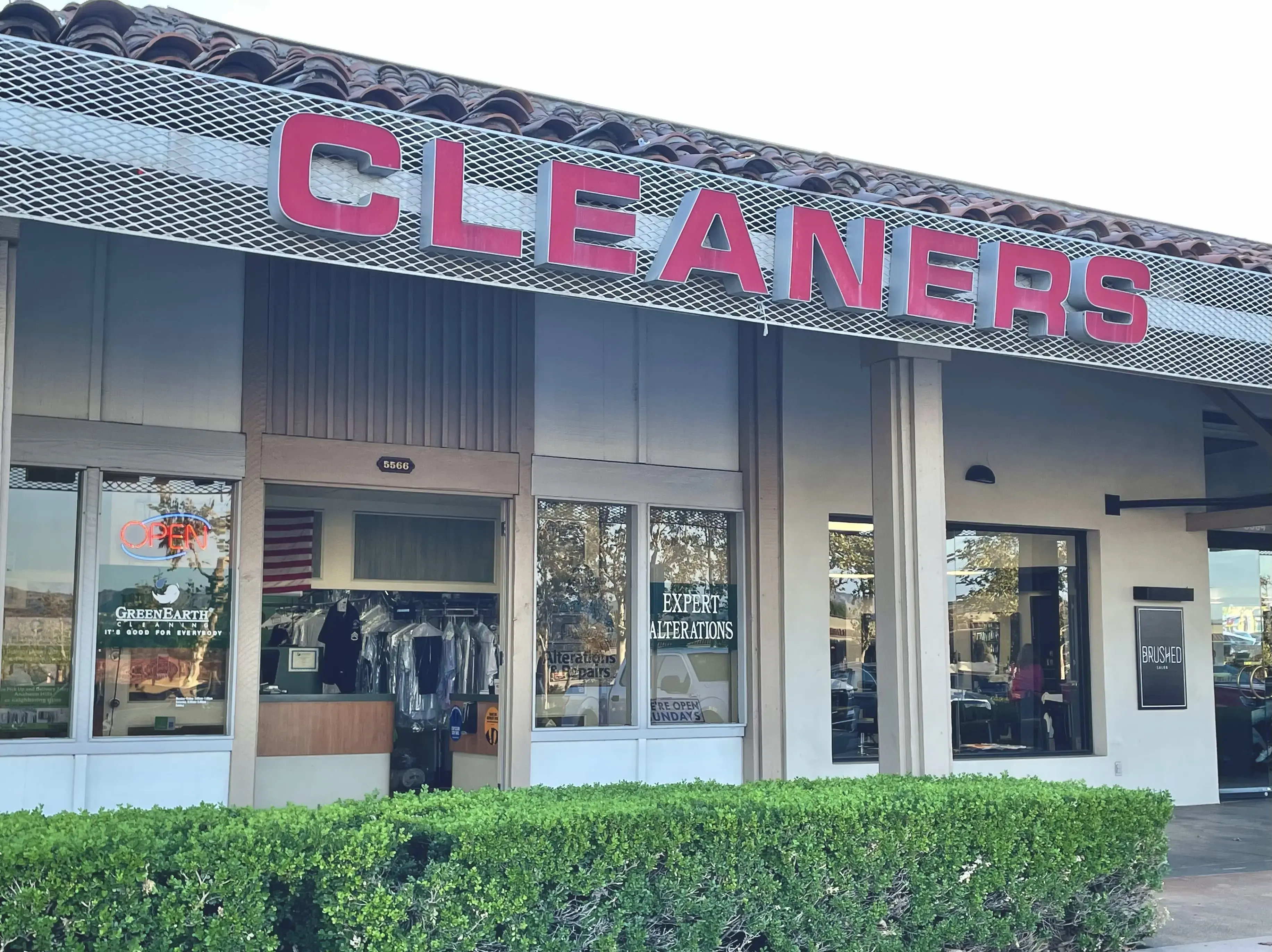 Green Clean Cleaners - Image 2