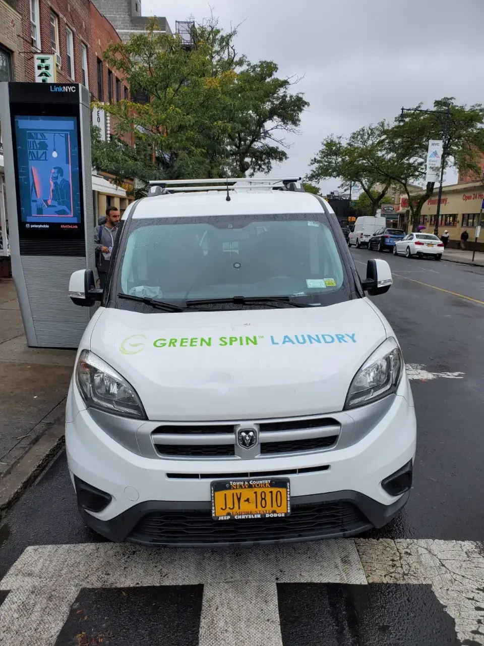 Green Spin Laundry & Dry Cleaners - Image 11