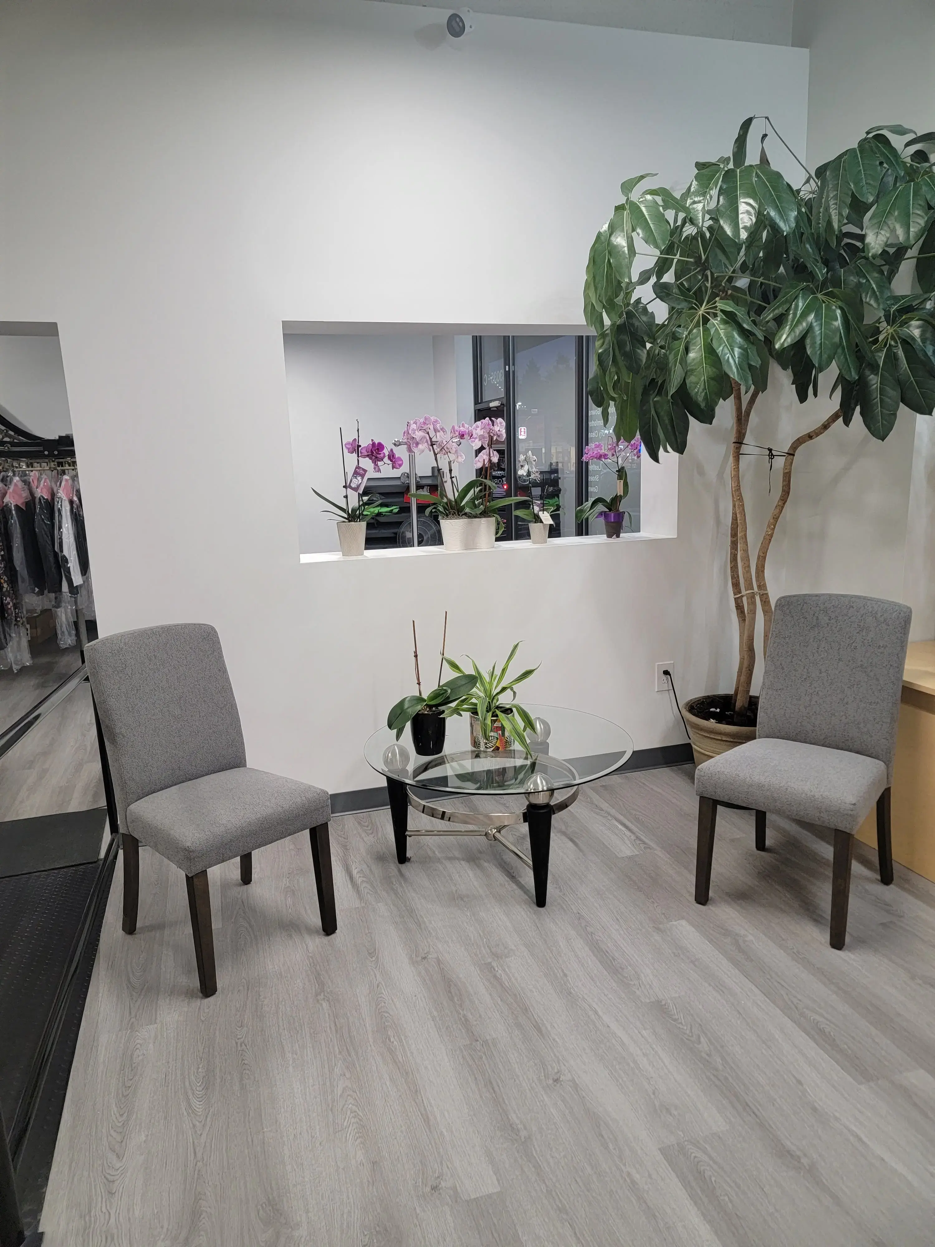 Greenbriar Cleaners - Image 7