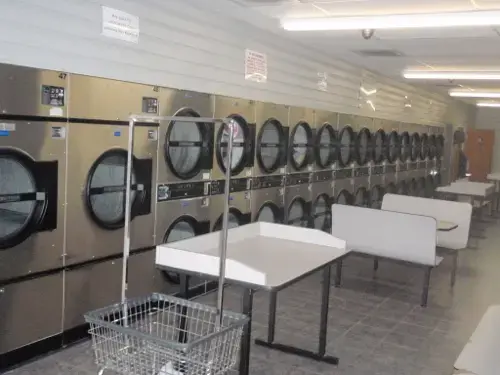 Greensboro Laundry Land Laundromat - Image 7