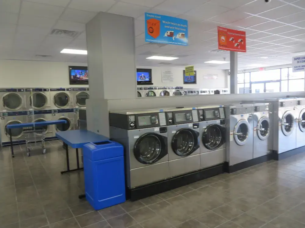 Greenville Laundry Land Laundromat thumbnail 5