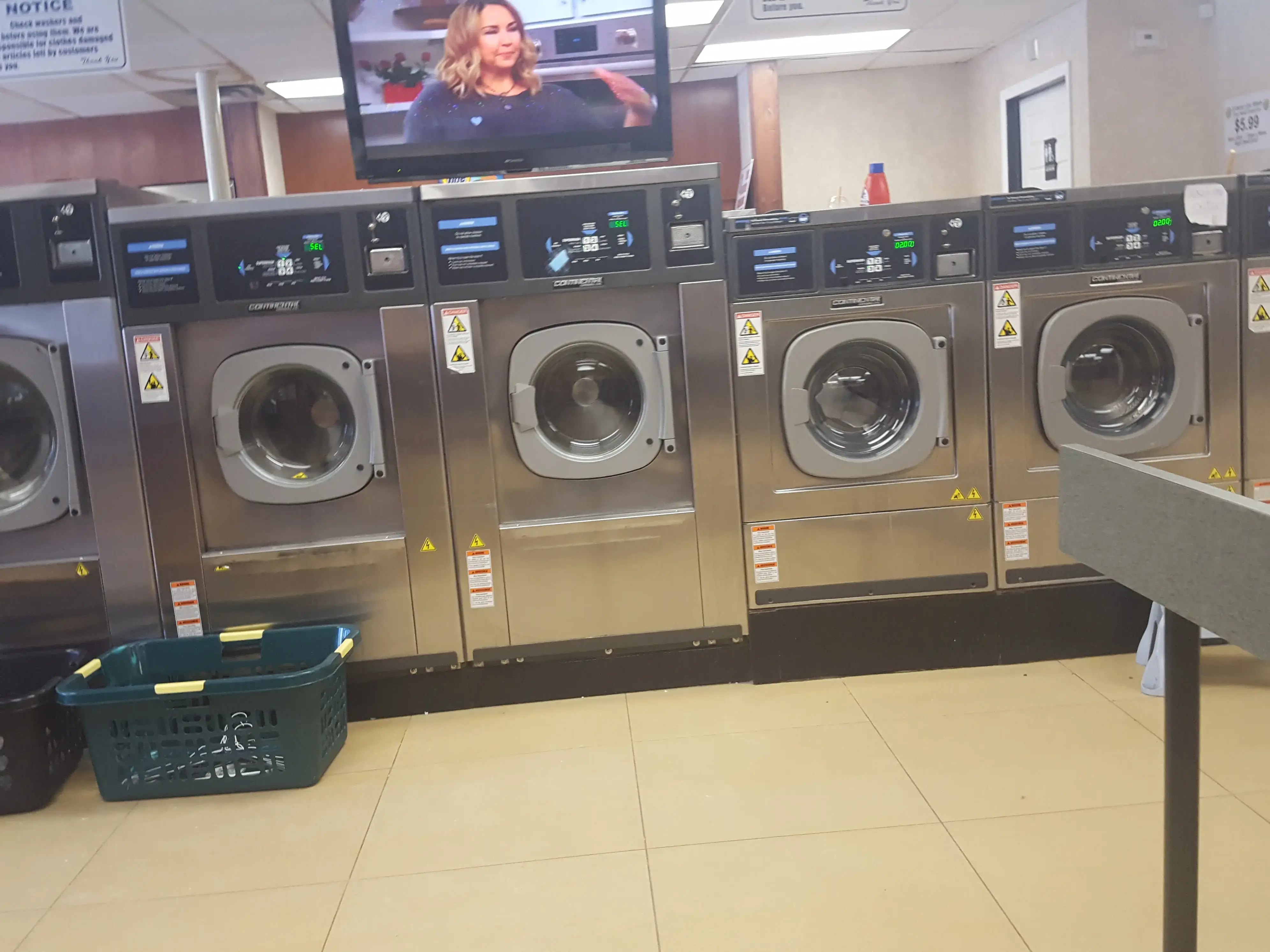 Groton Laundromat - Image 8