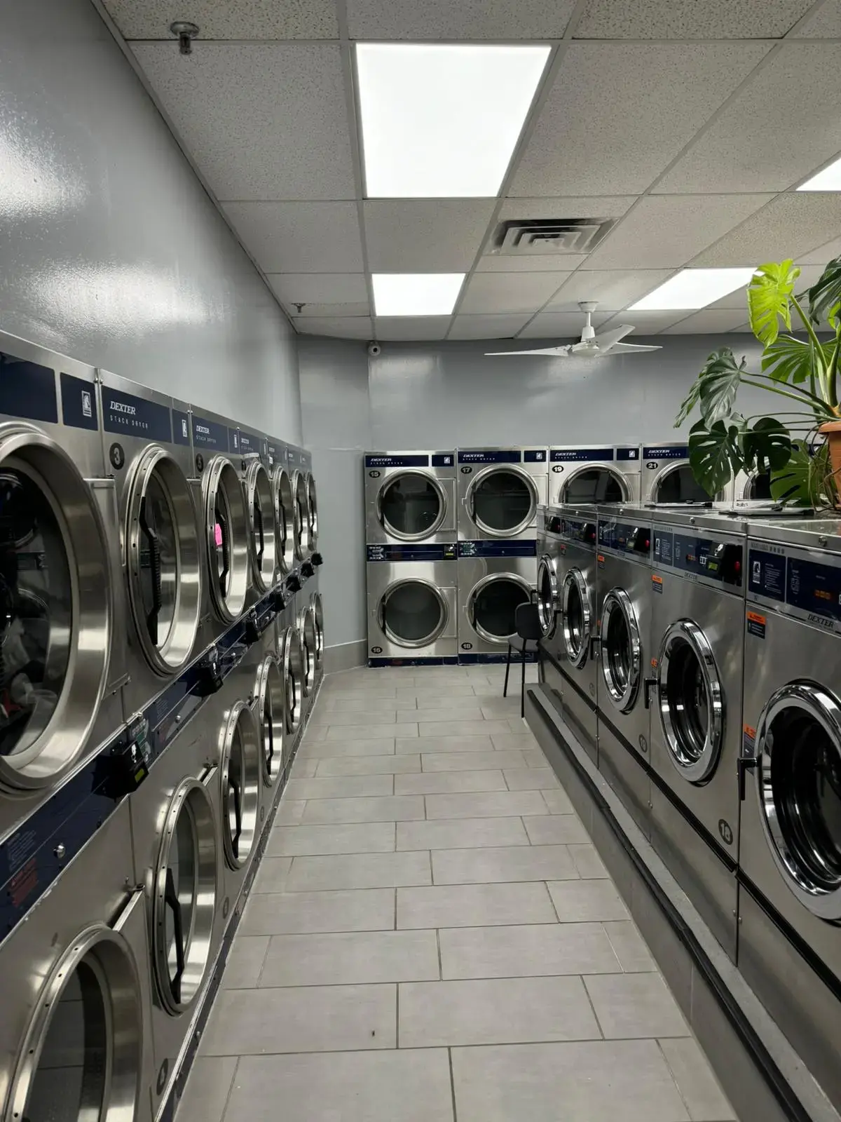 GUAMAN LAUNDROMAT INC location