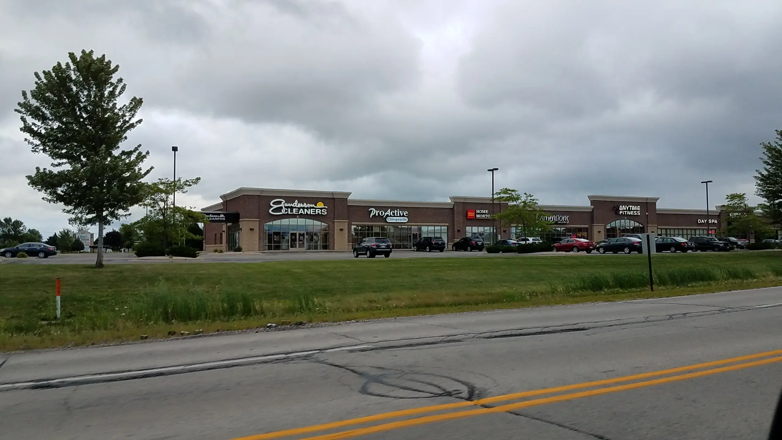 Gunderson Cleaners - Image 2