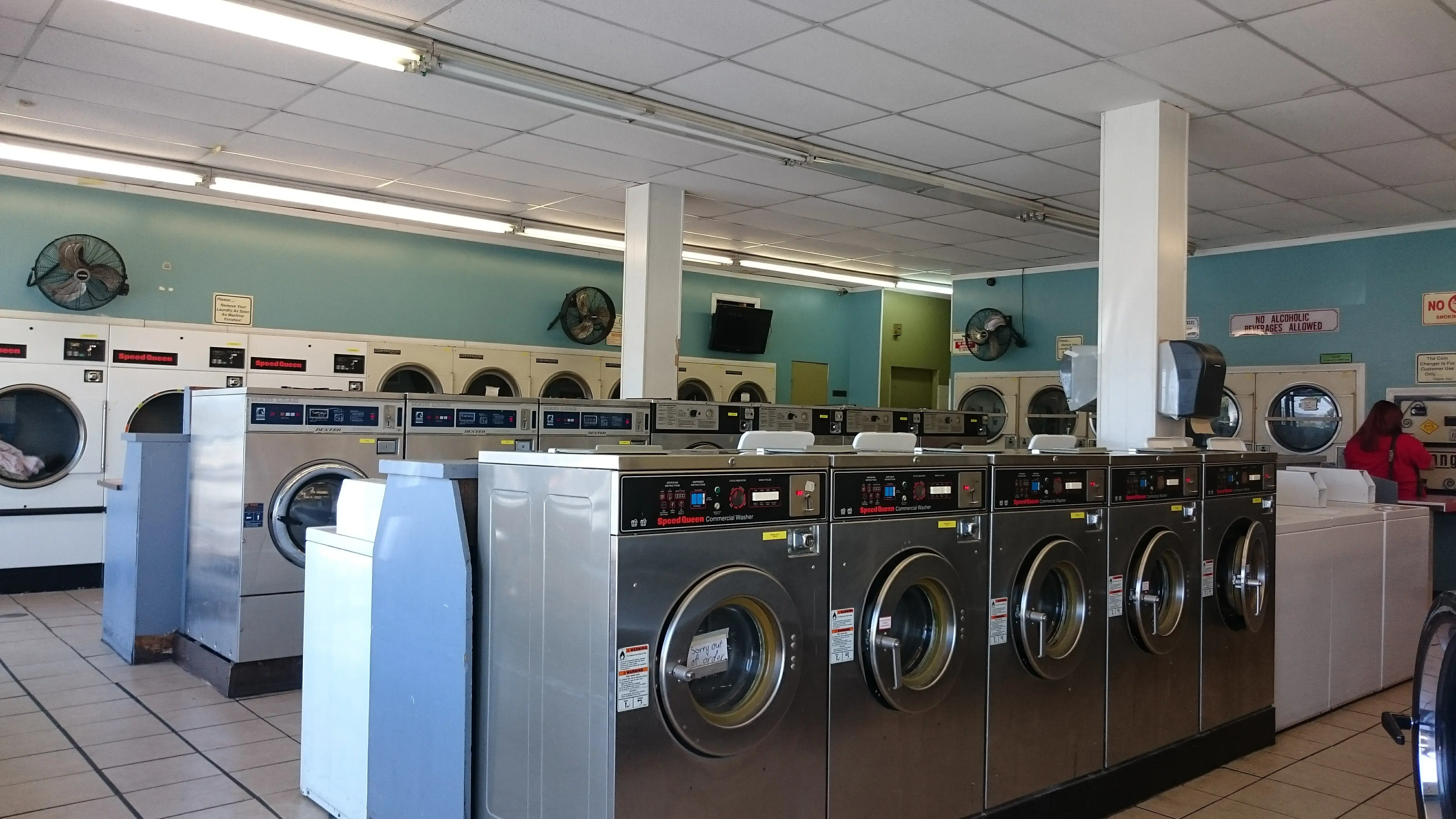 H & Y Coin Laundry location