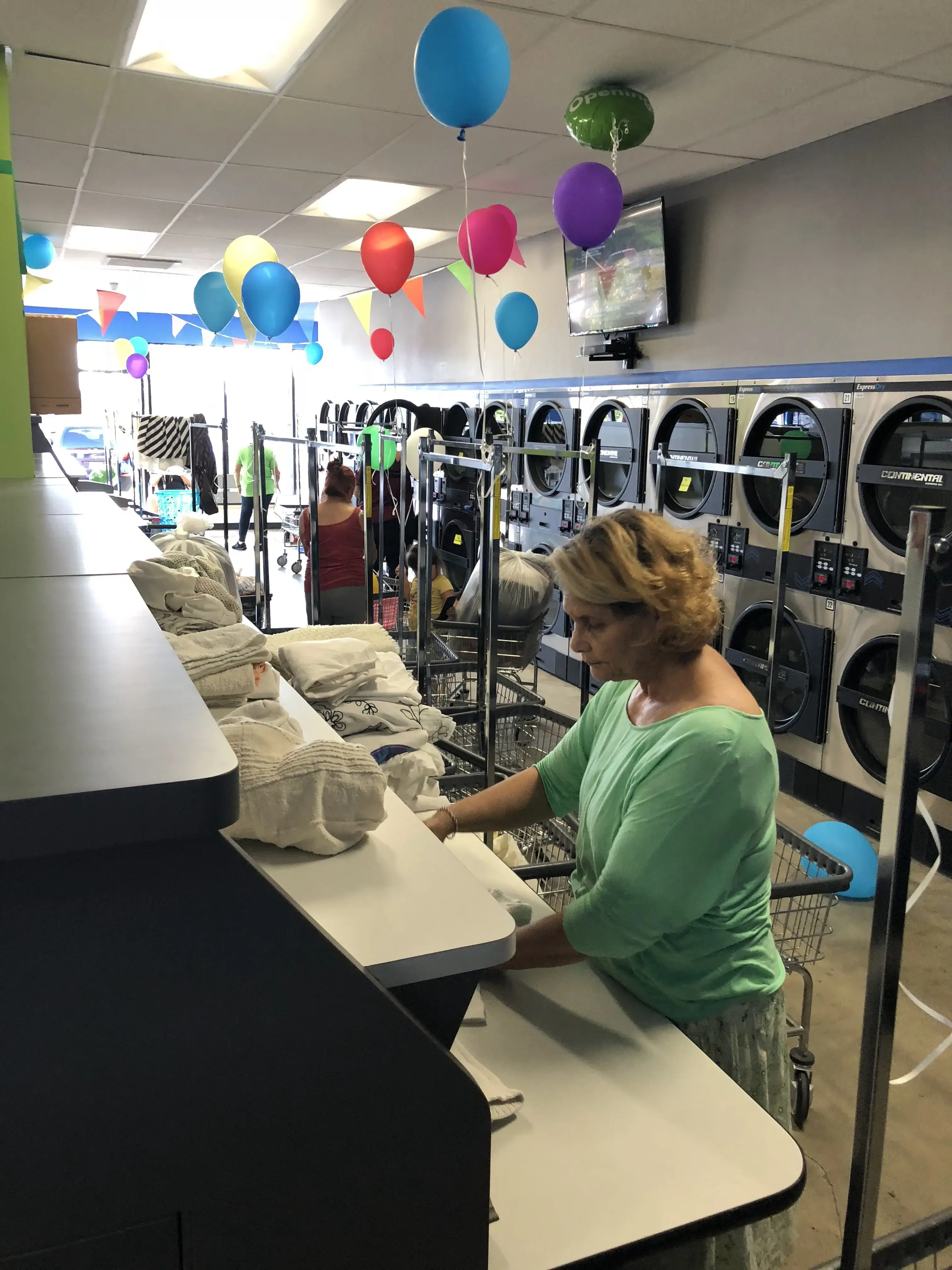 Half Price Laundromat thumbnail 7