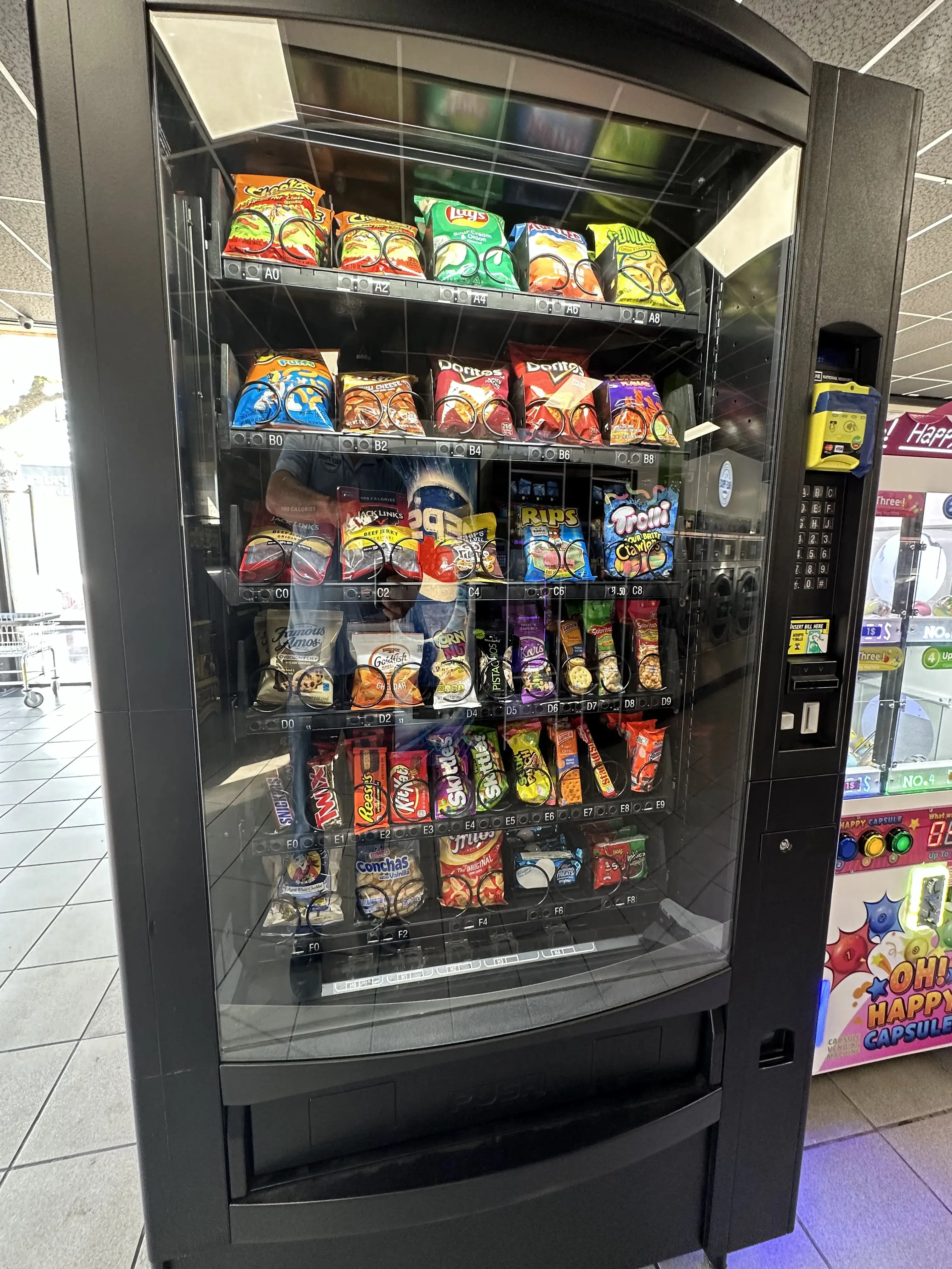 Half Price Laundromat thumbnail 16