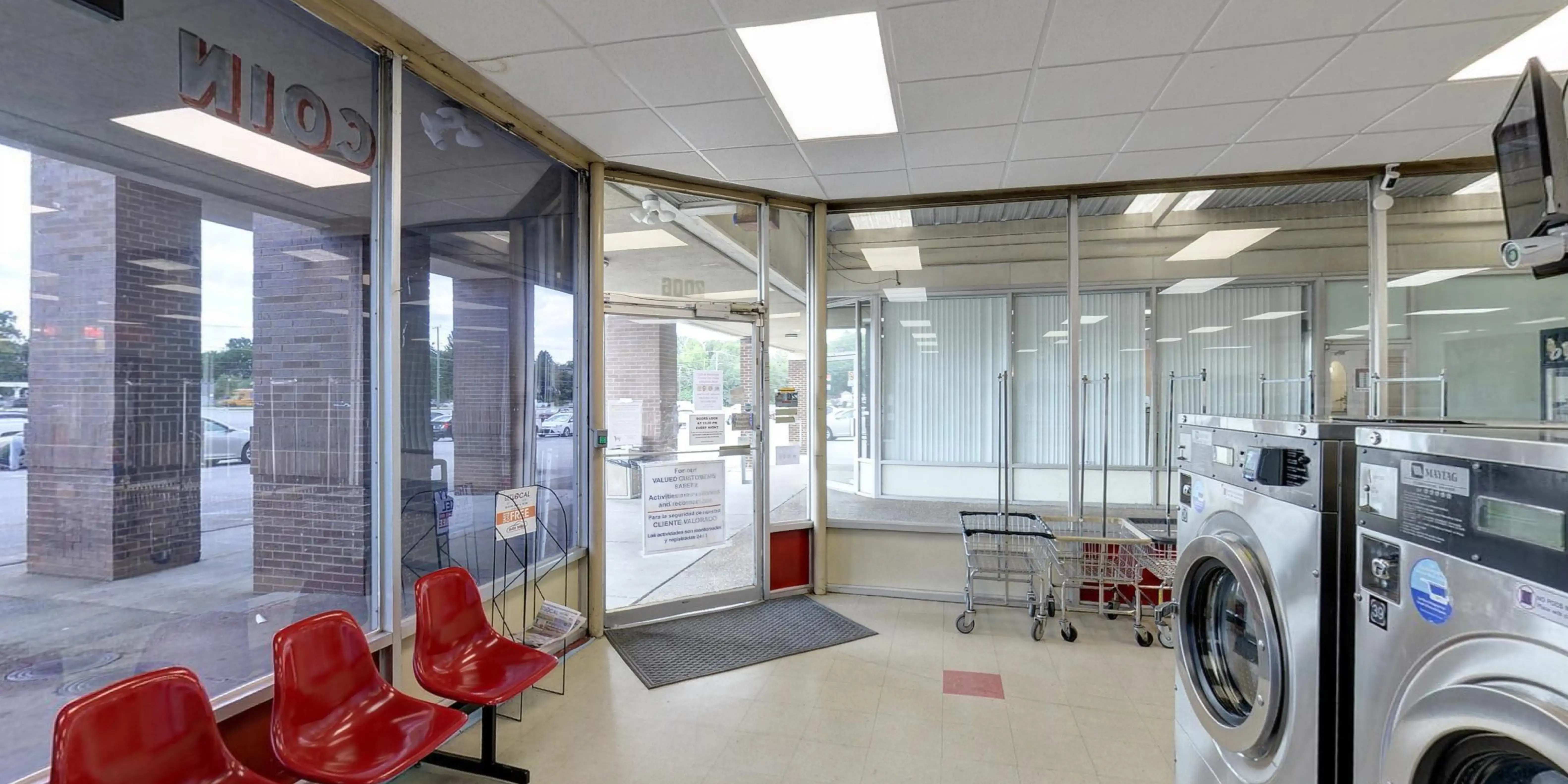 Halls Coin Laundry - Knoxville thumbnail 12