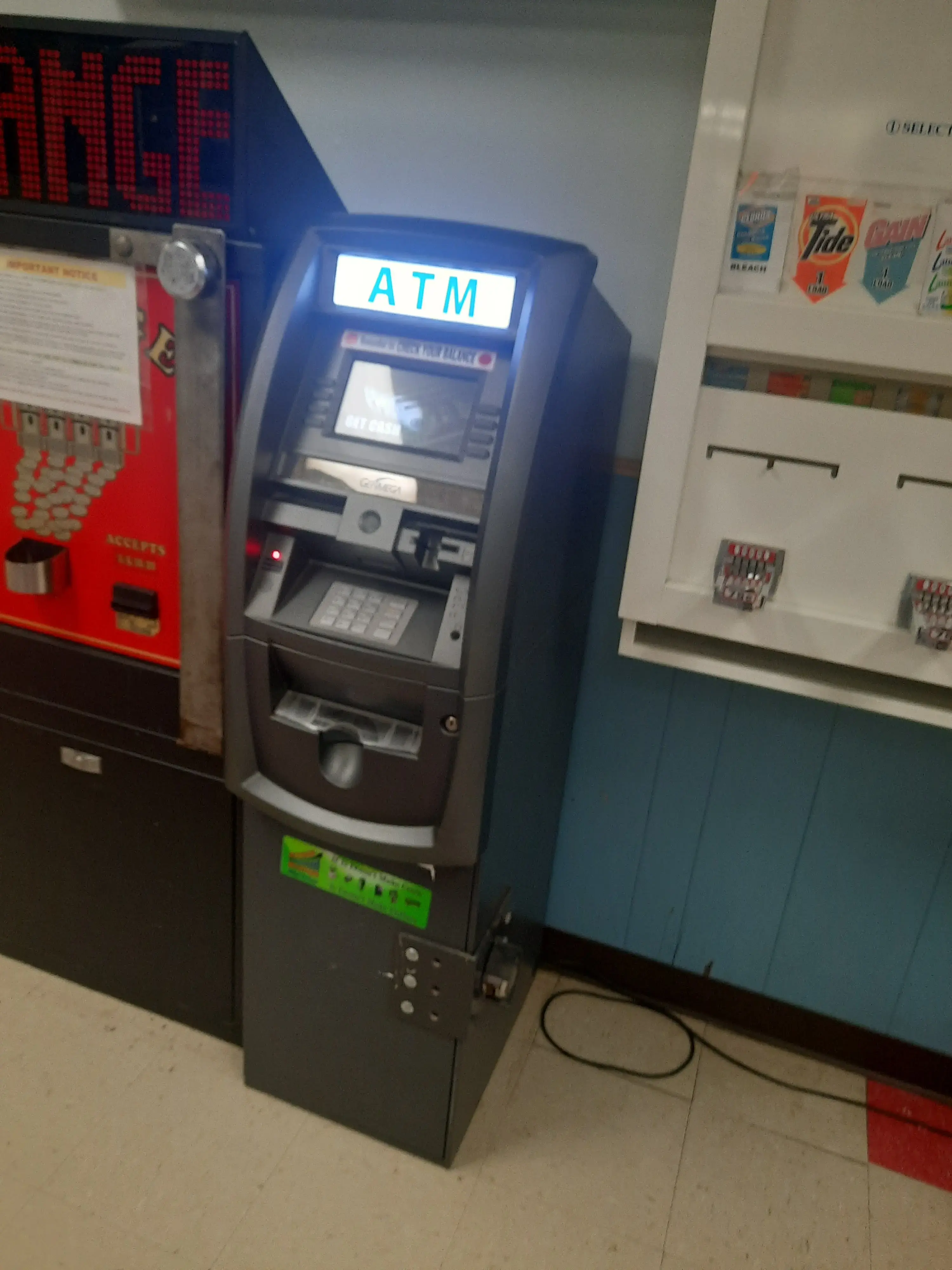 Halls Coin Laundry - Knoxville - Image 14