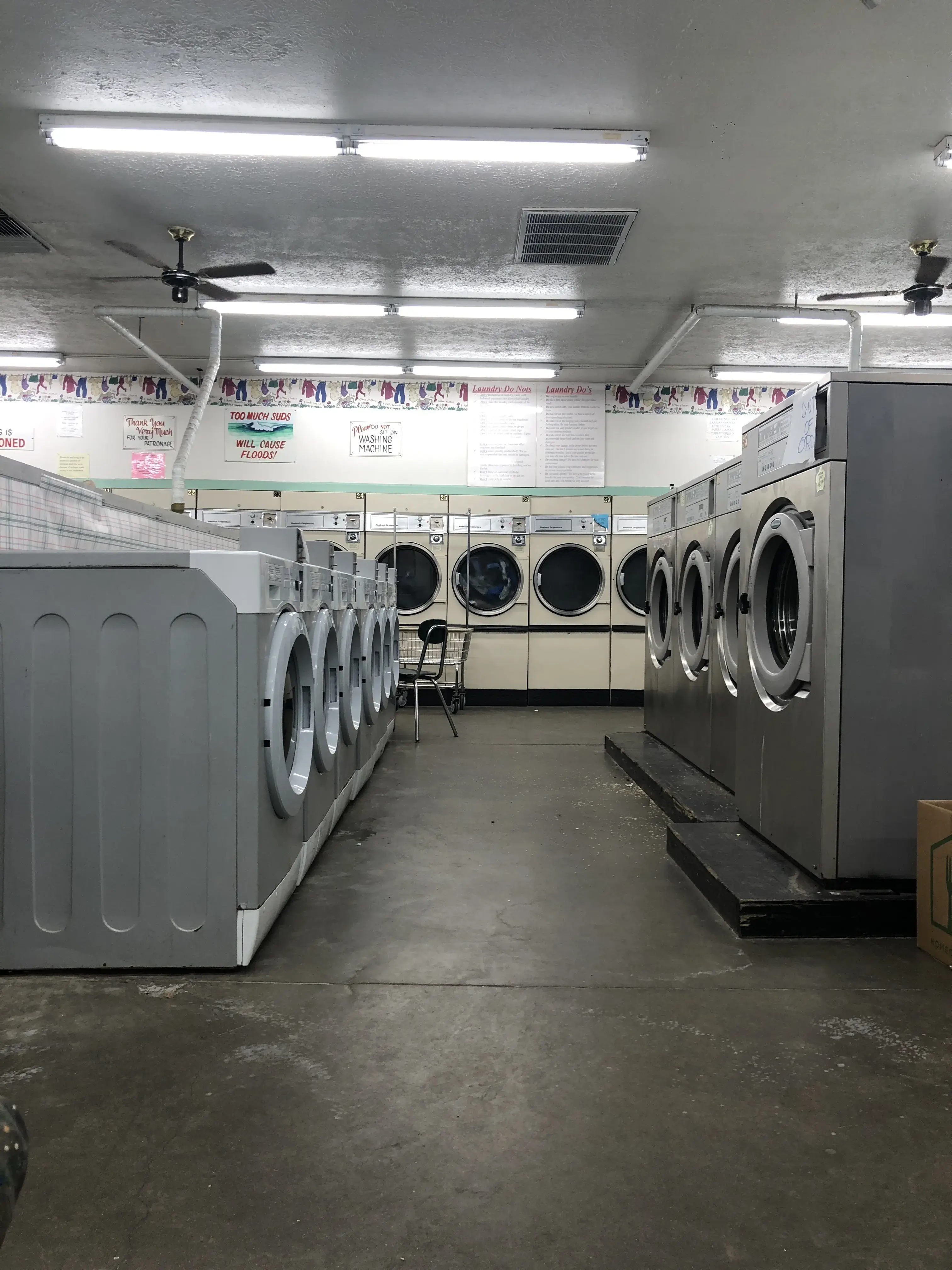 Halls Laundries - Image 1