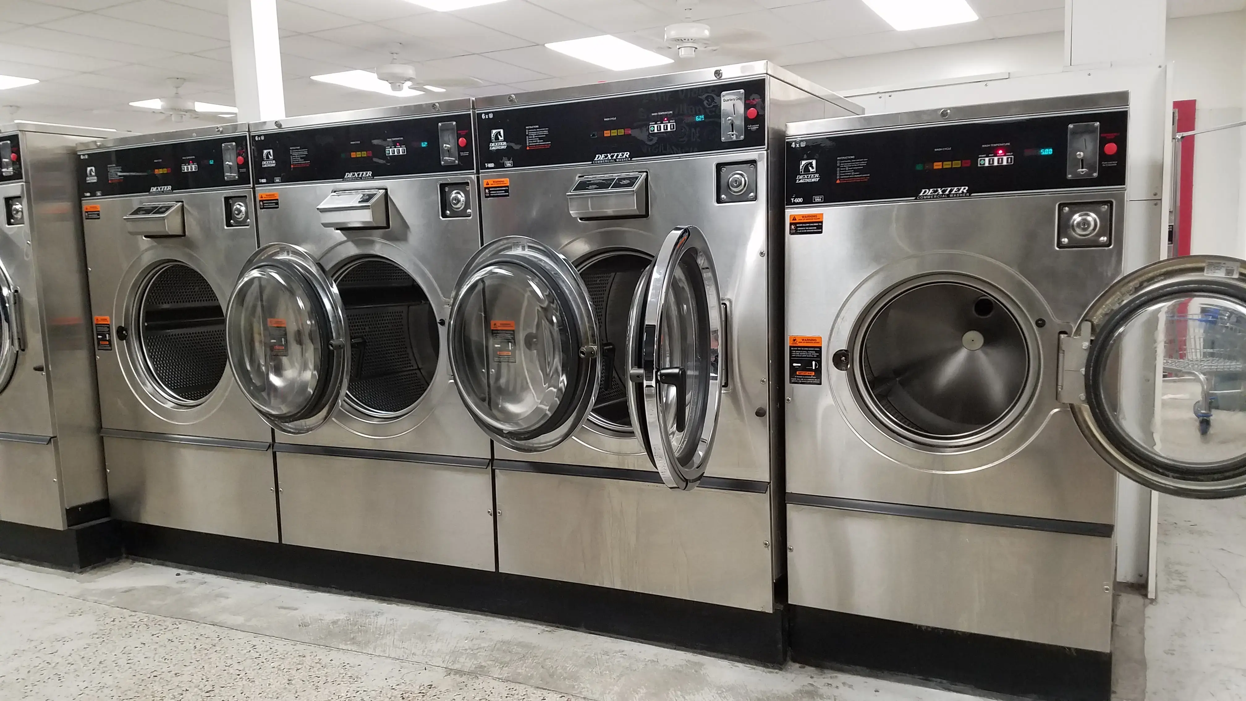 Hamlet Laundromat thumbnail 16