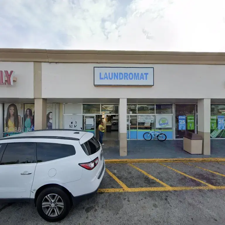 Hamper Lounge location