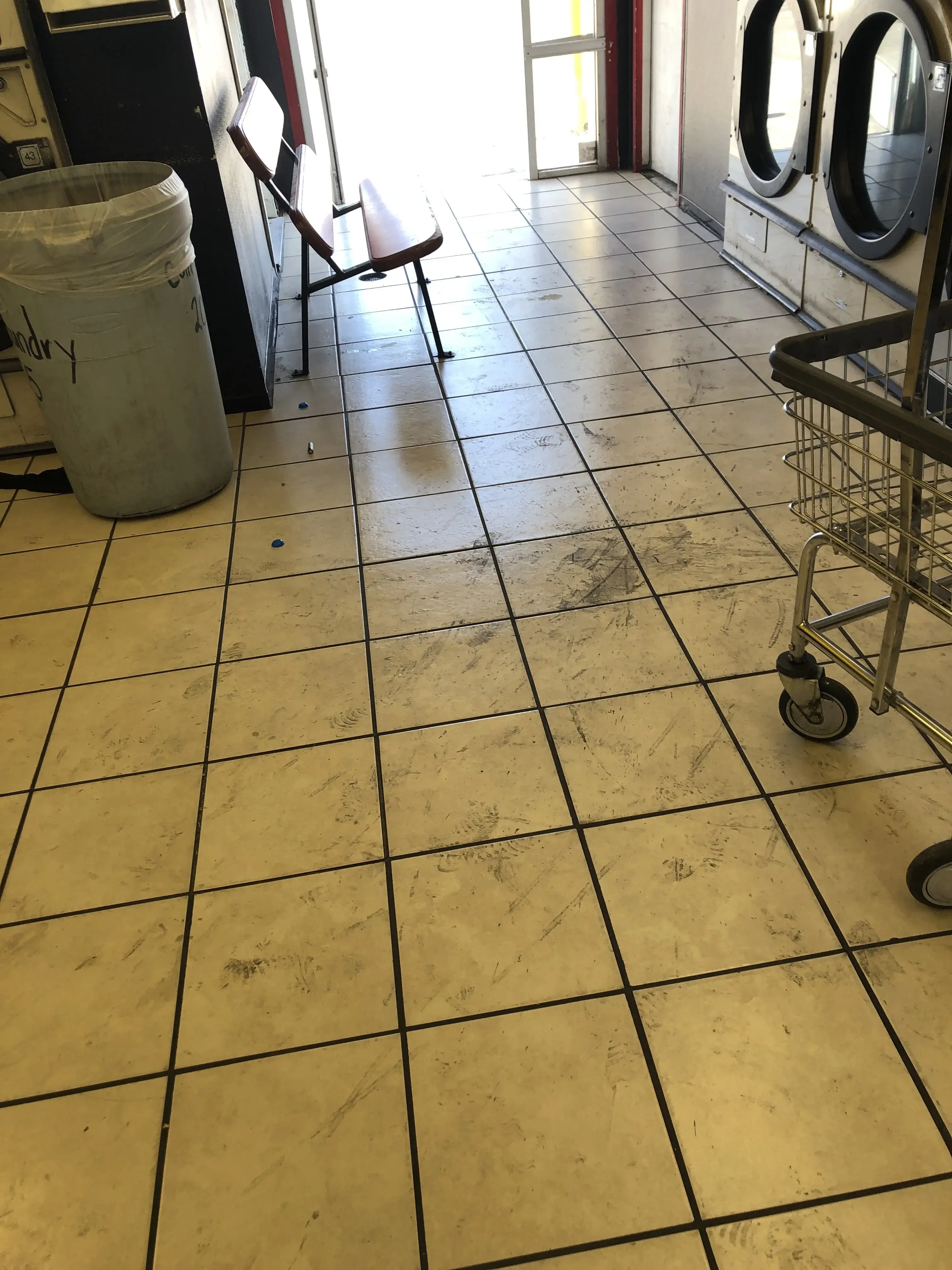 Hanania Coin Laundry thumbnail 10