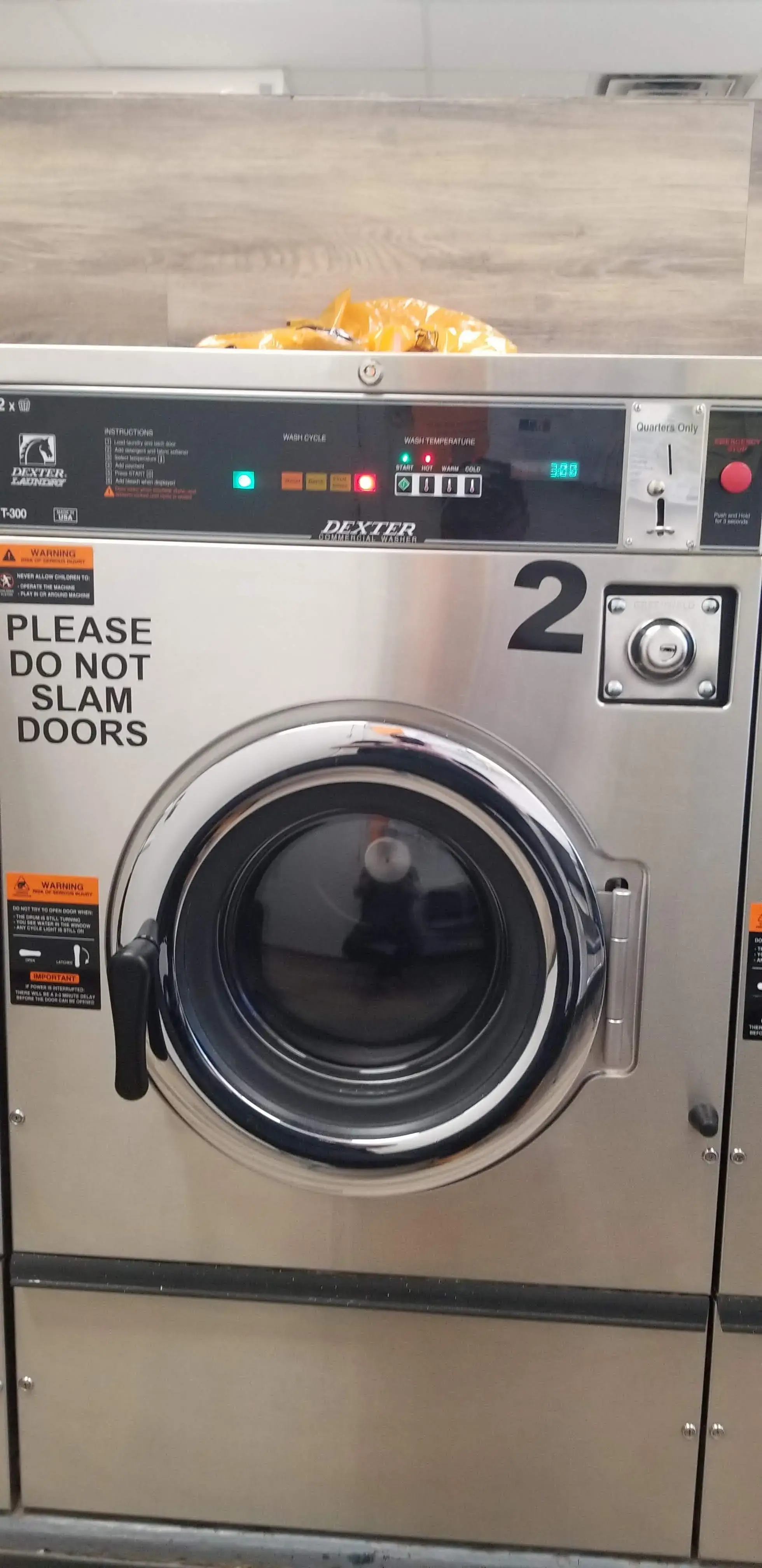 Handee Laundromat thumbnail 3