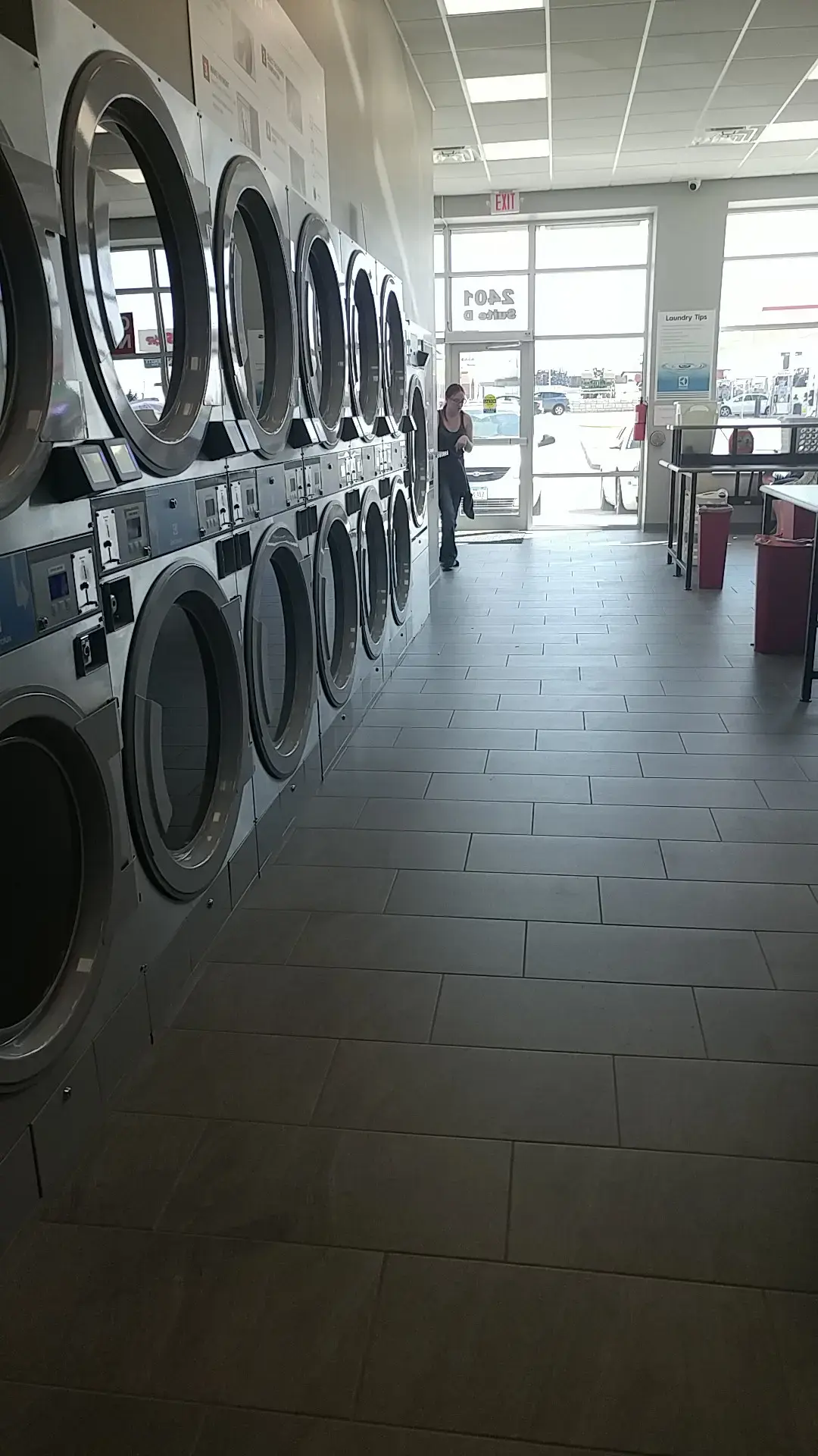 Handy Laundry - Image 12