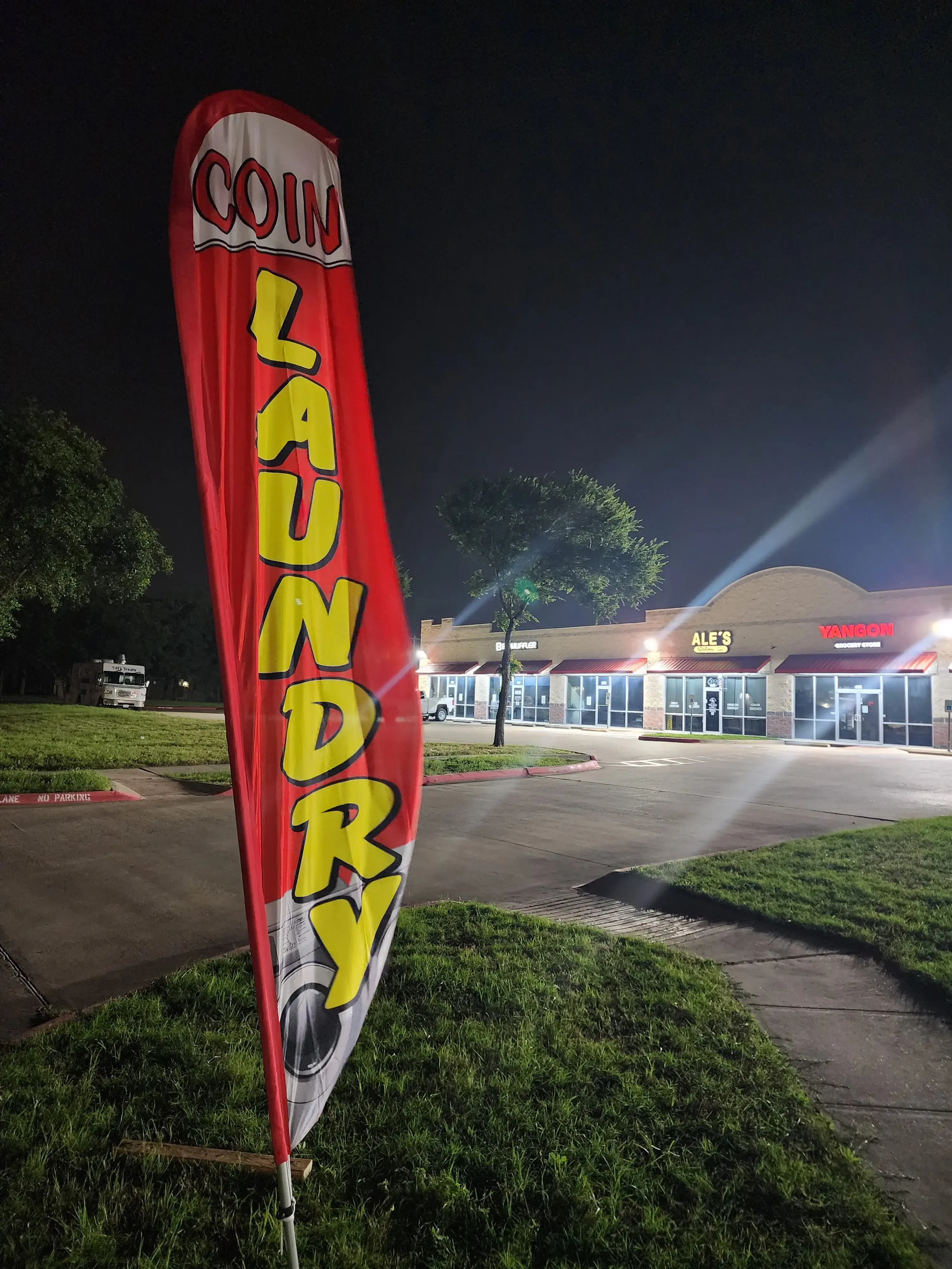 Handy Wash & Dry - Laundromat Lavandaria - Image 12