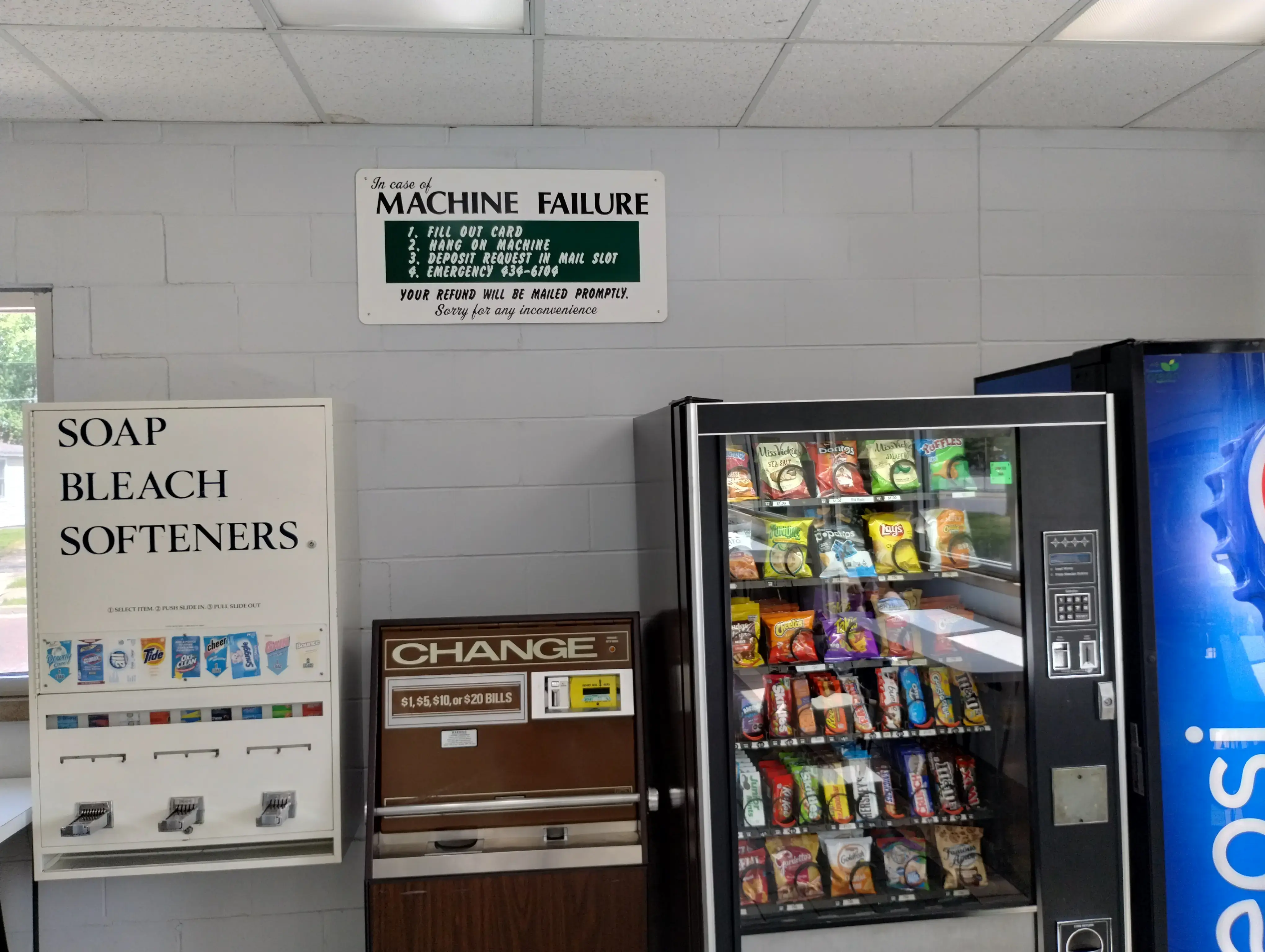 Handy Wash Laundromat - Image 3
