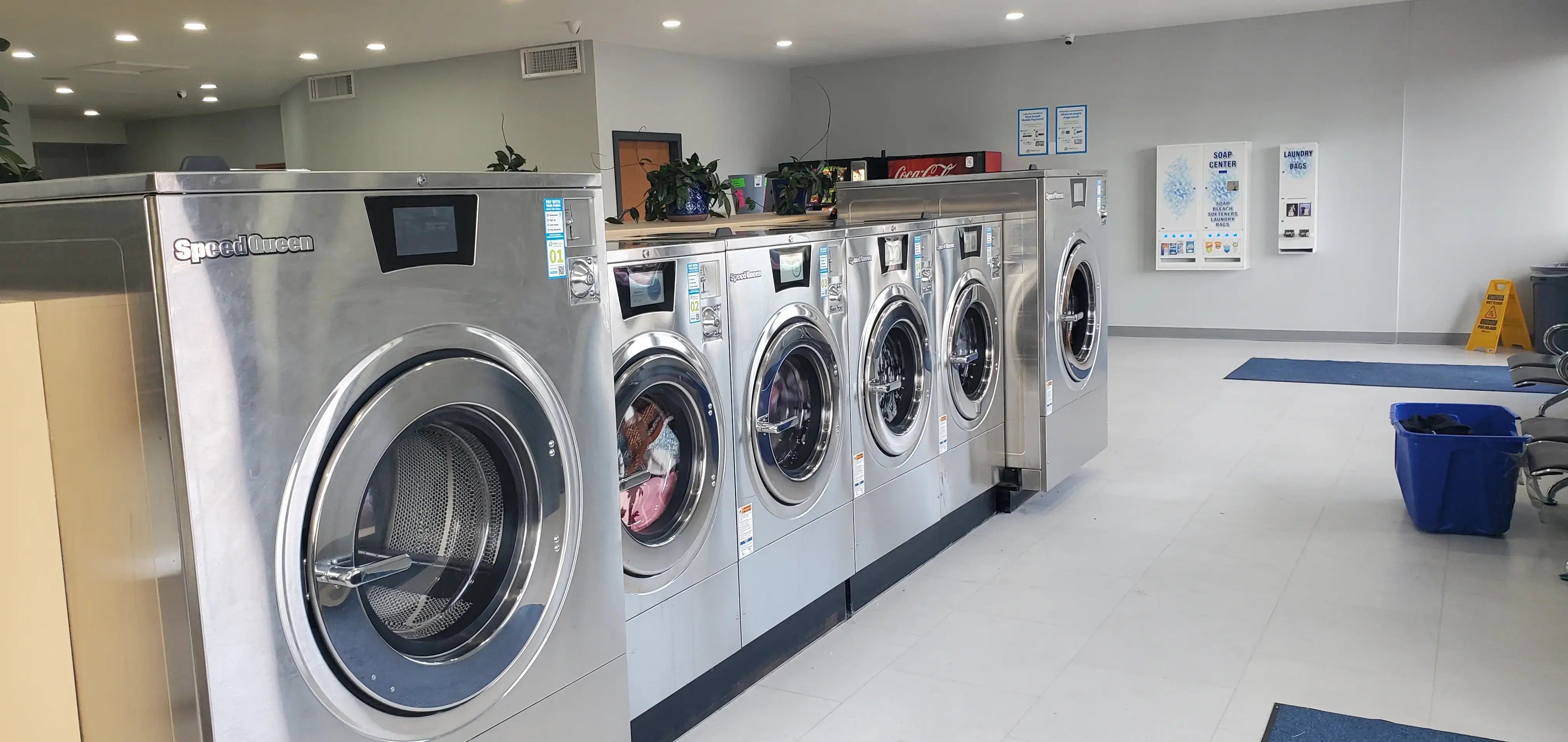 Handy Wash Laundromat - Image 15