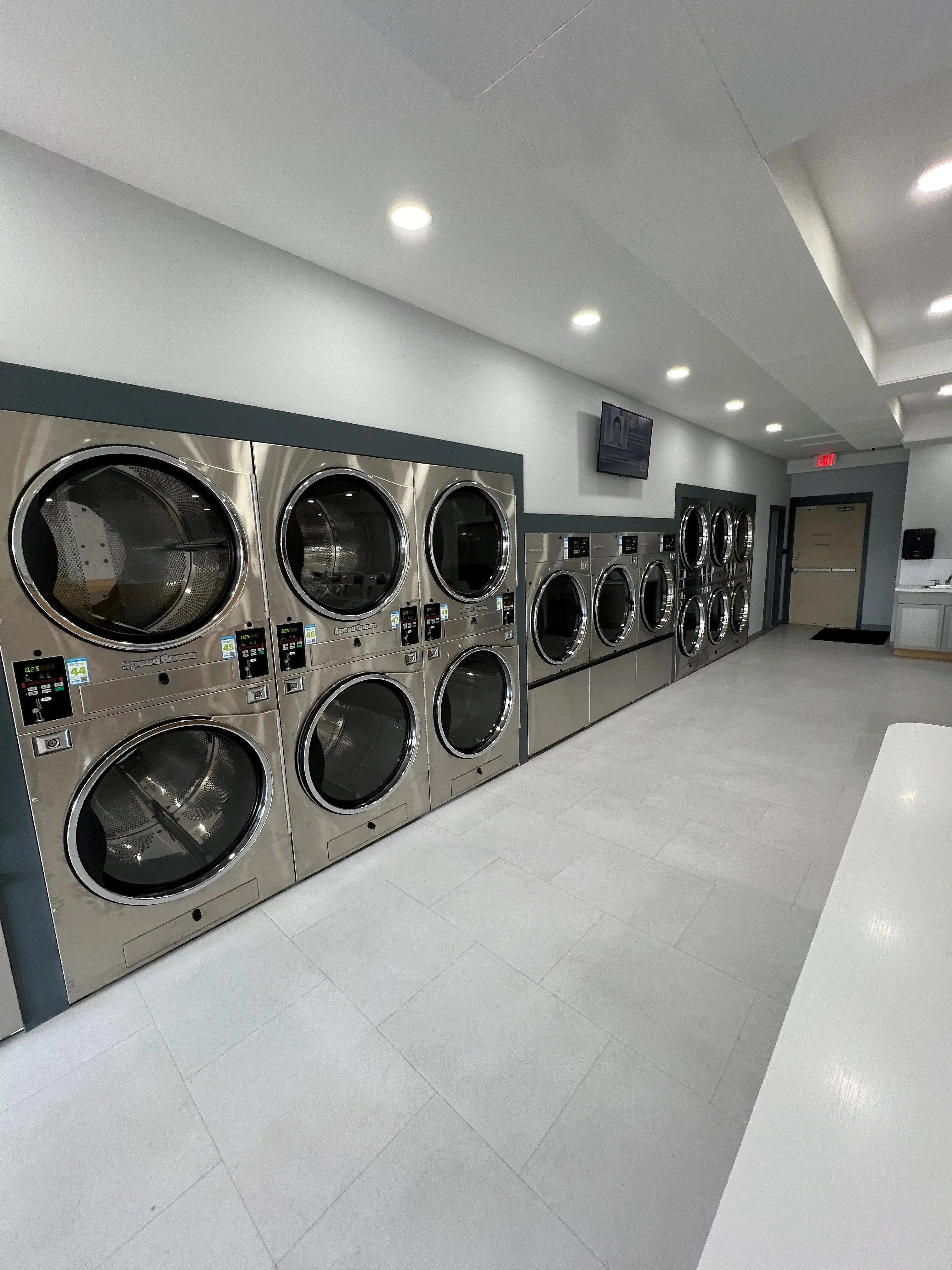 Handy Wash Laundromat location