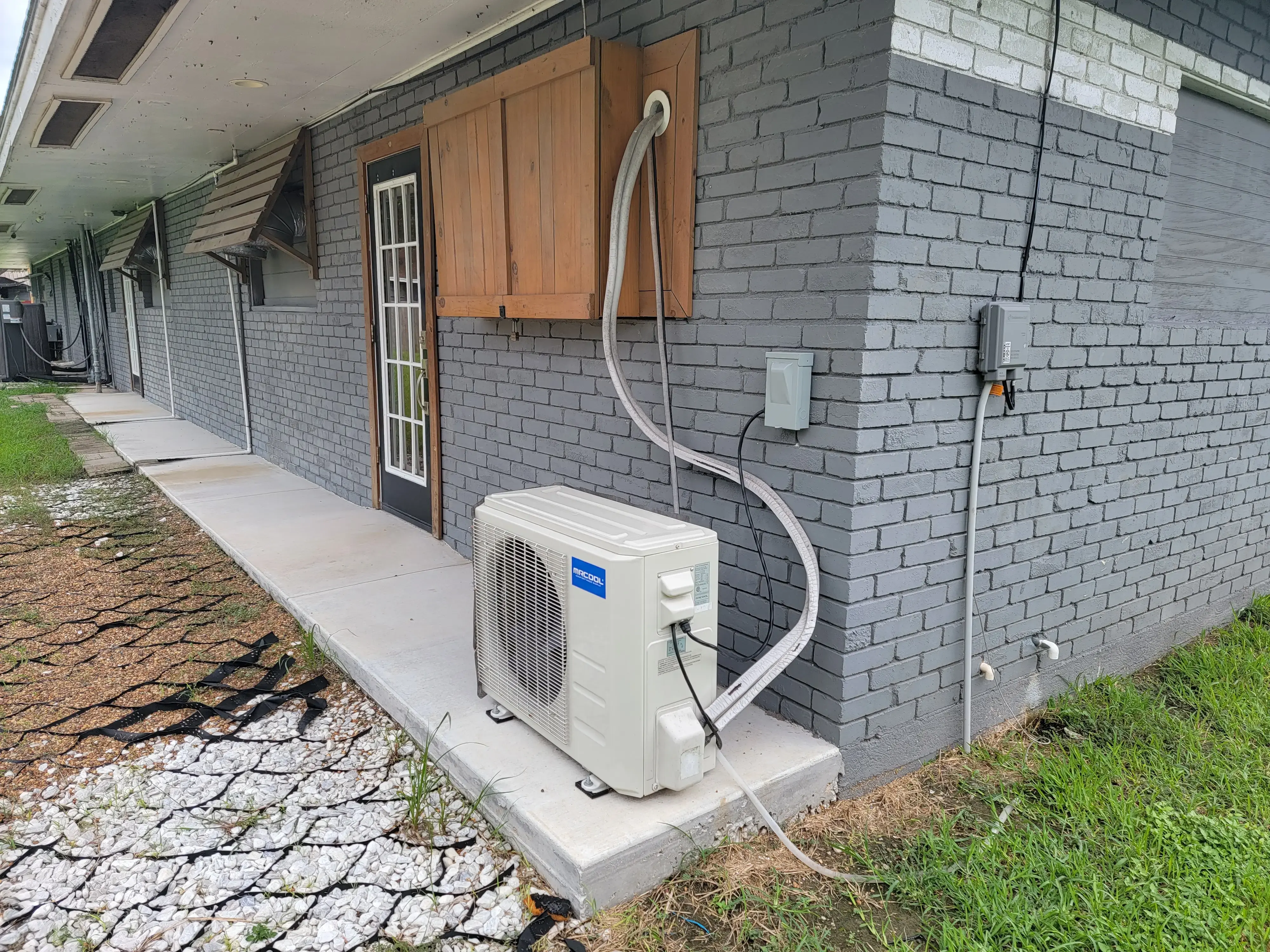 Hang N’ Dry Laundromat thumbnail 12