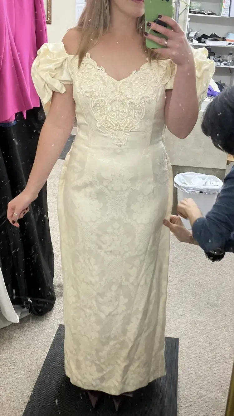 Hannah's Blue Star Cleaners thumbnail 2