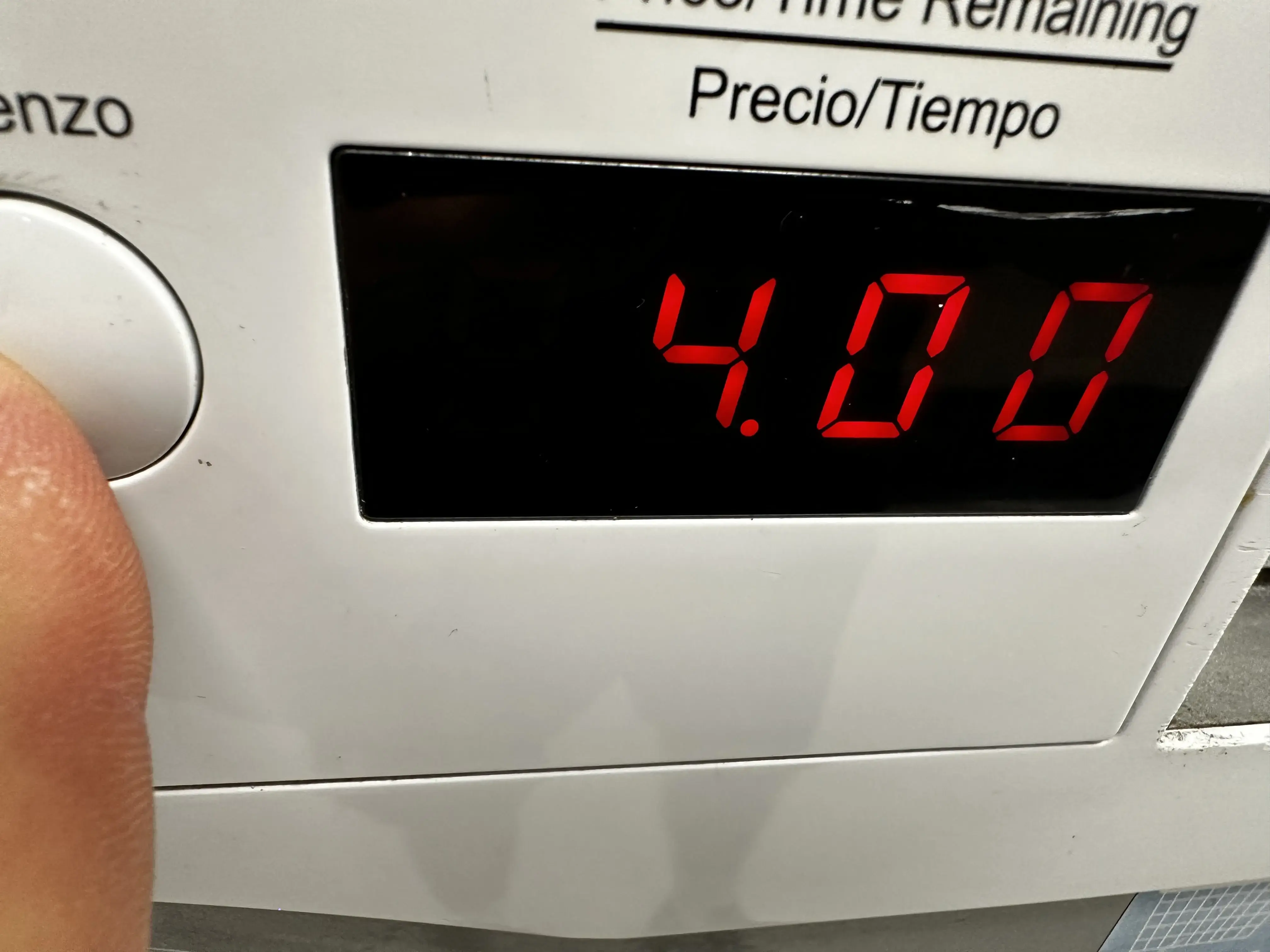 Hanover Quick Wash Laundromat / Lavandería thumbnail 9