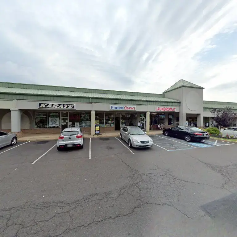 Han's Frankford Cleaners - Image 9