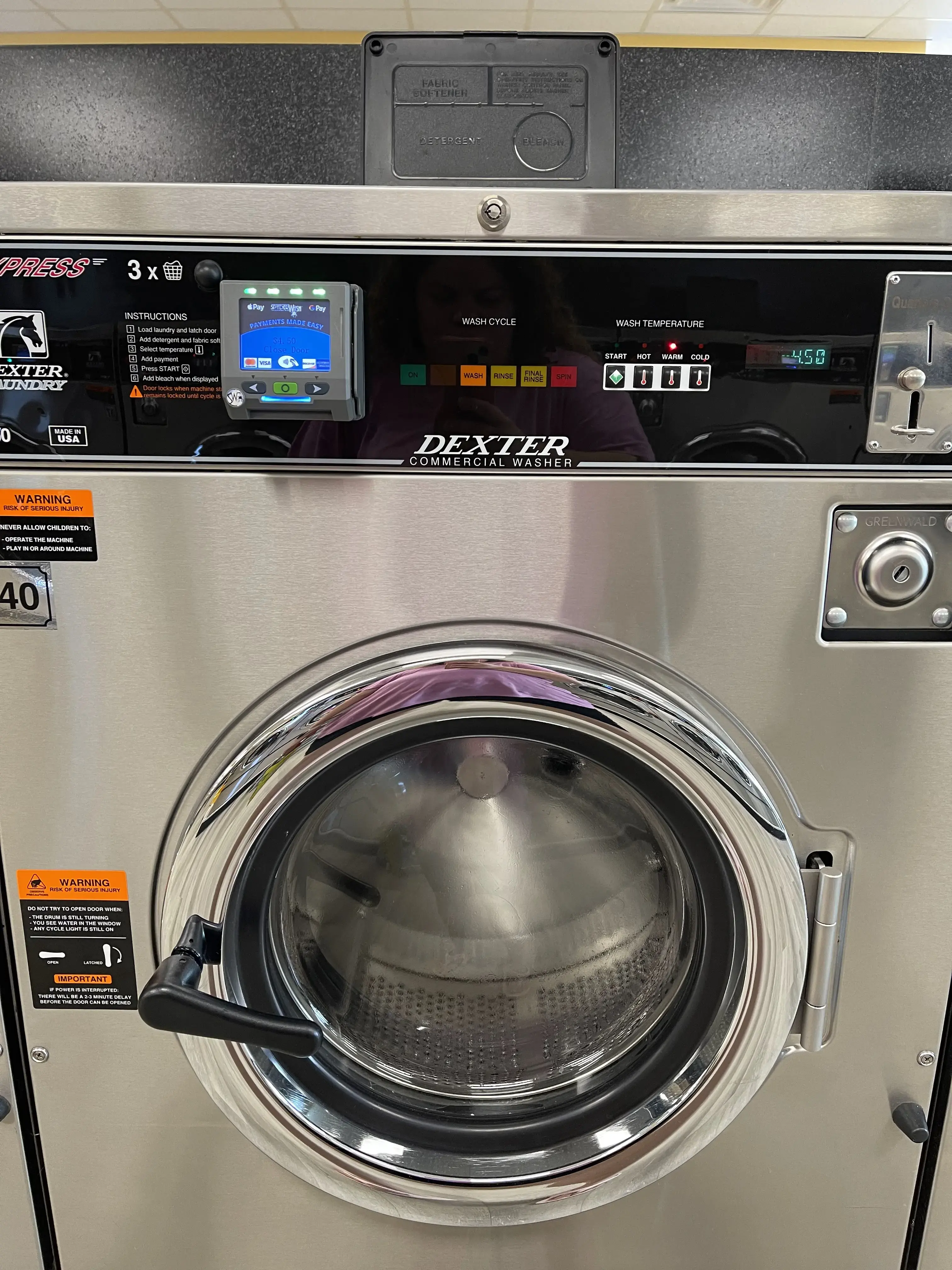 Happy Bubbles Laundromat - Image 5