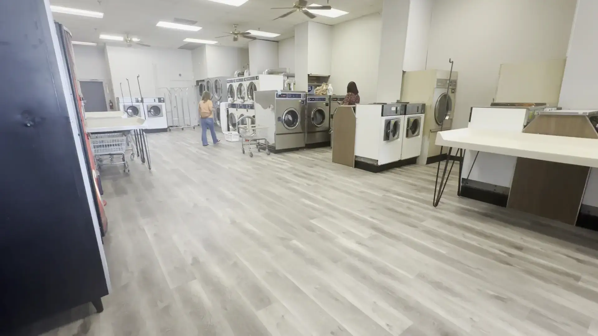 Happy Bubbles Laundromat thumbnail 19