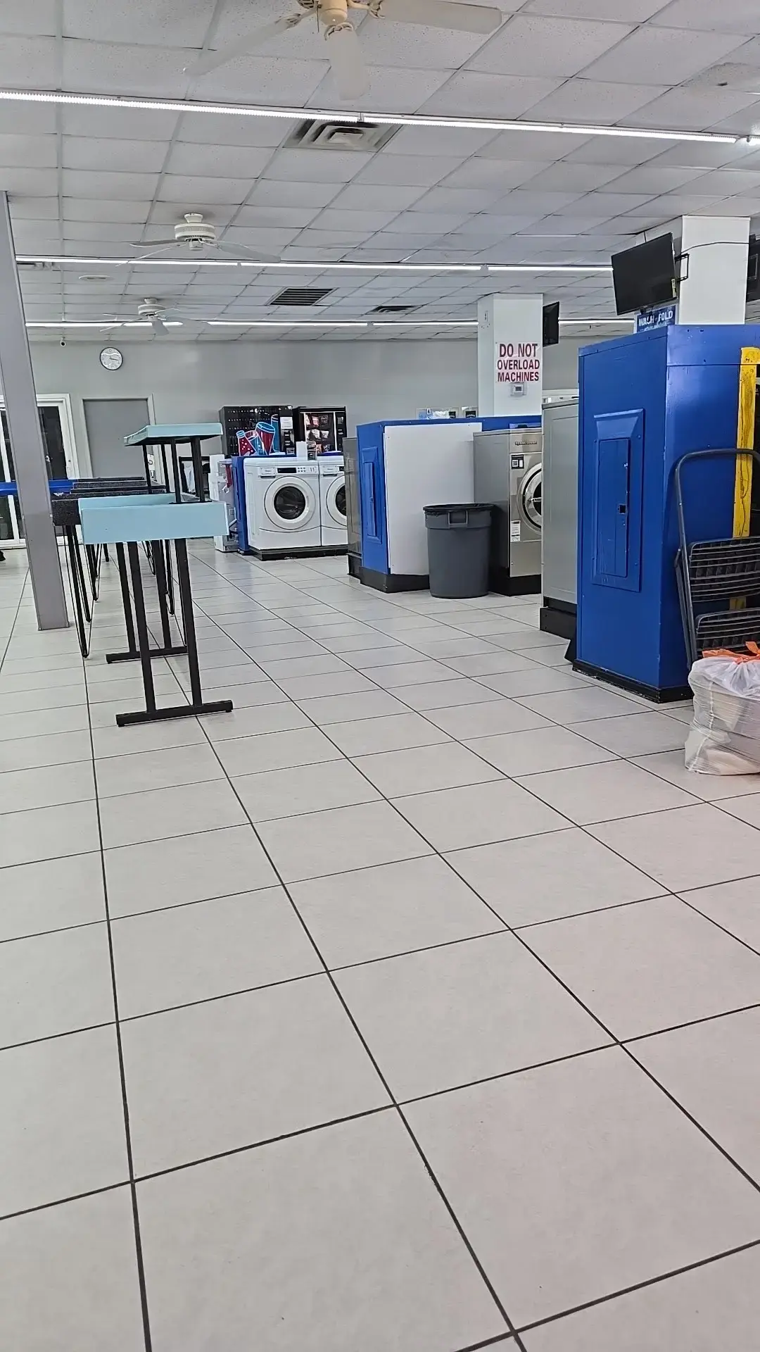 Happy Bubbles Laundry - Image 11