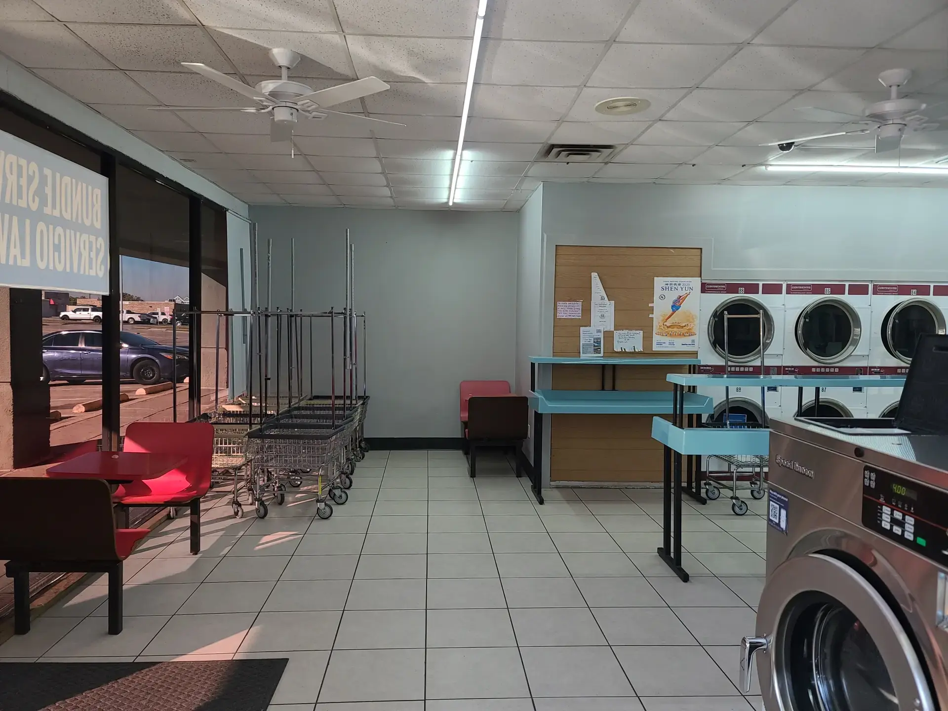 Happy Bubbles Laundry - Image 2
