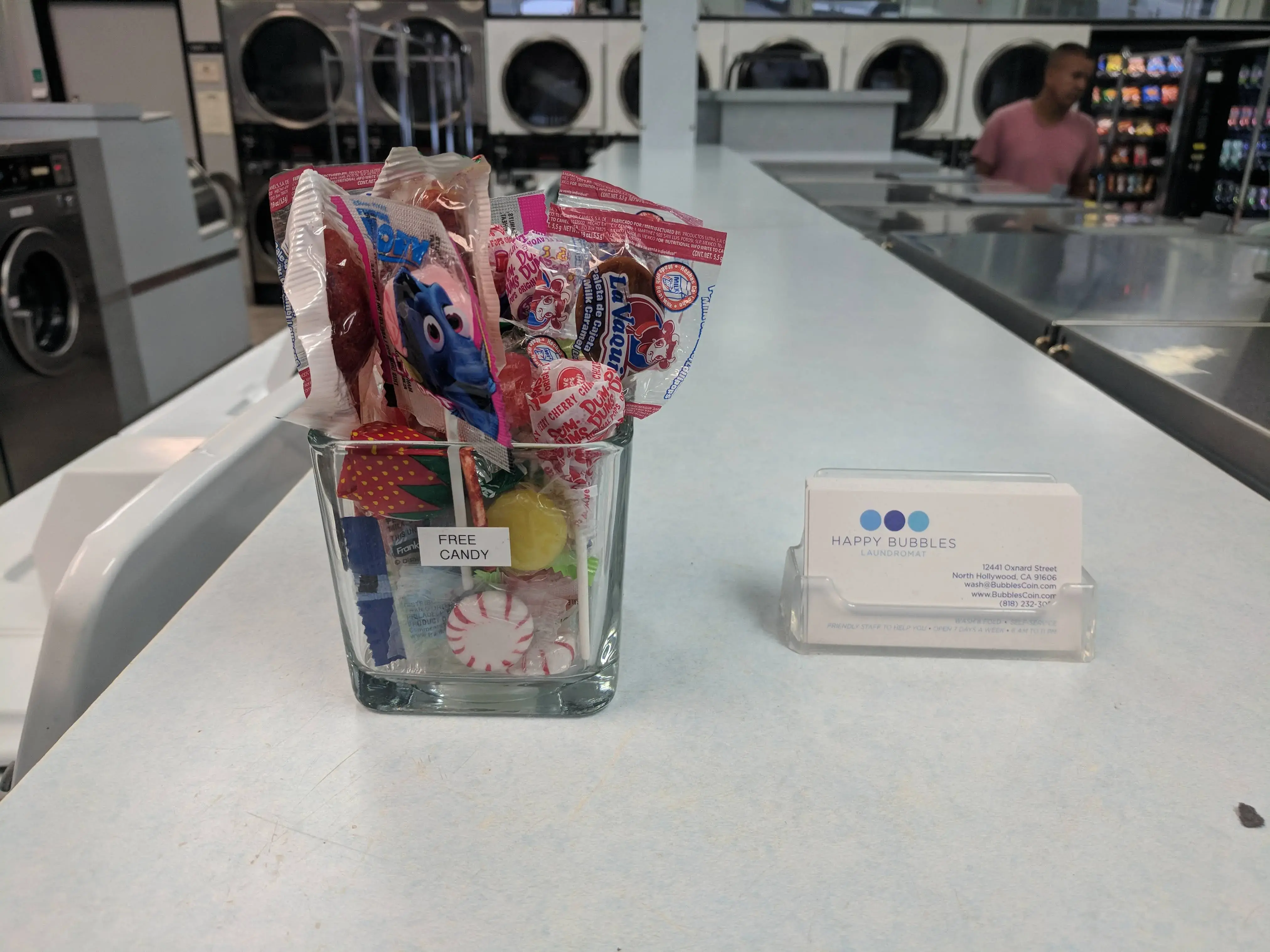Happy Bubbles Laundry thumbnail 19