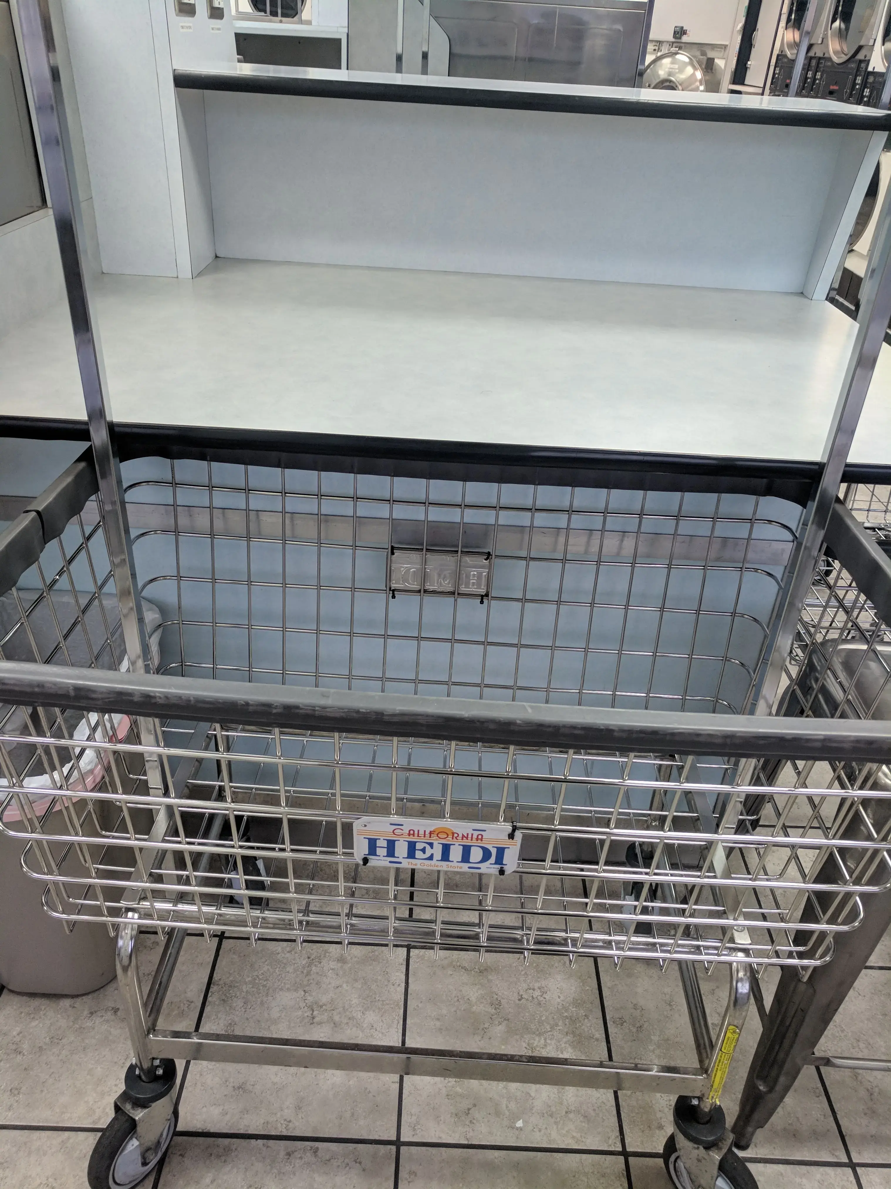 Happy Bubbles Laundry thumbnail 16