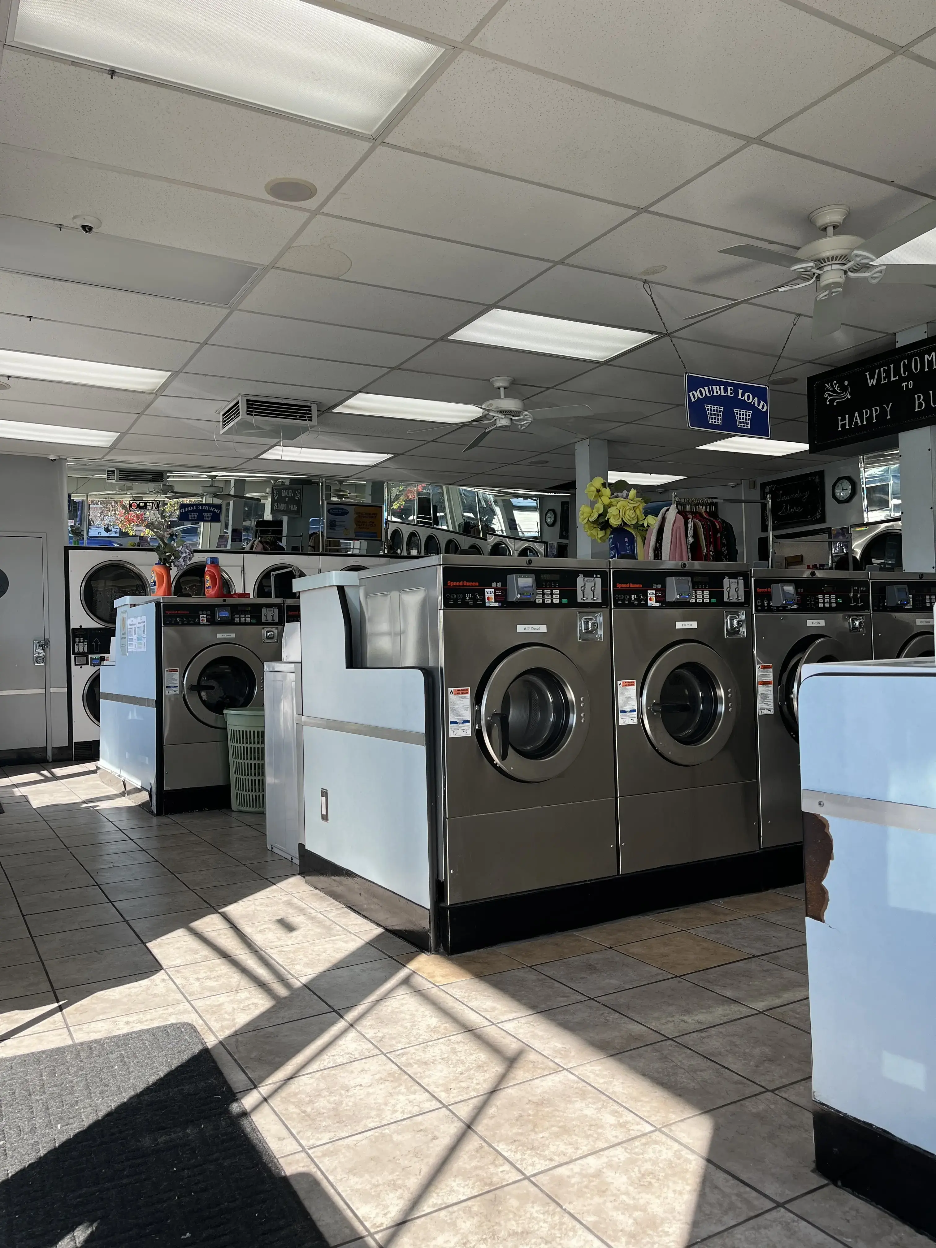 Happy Bubbles Laundry - Image 2