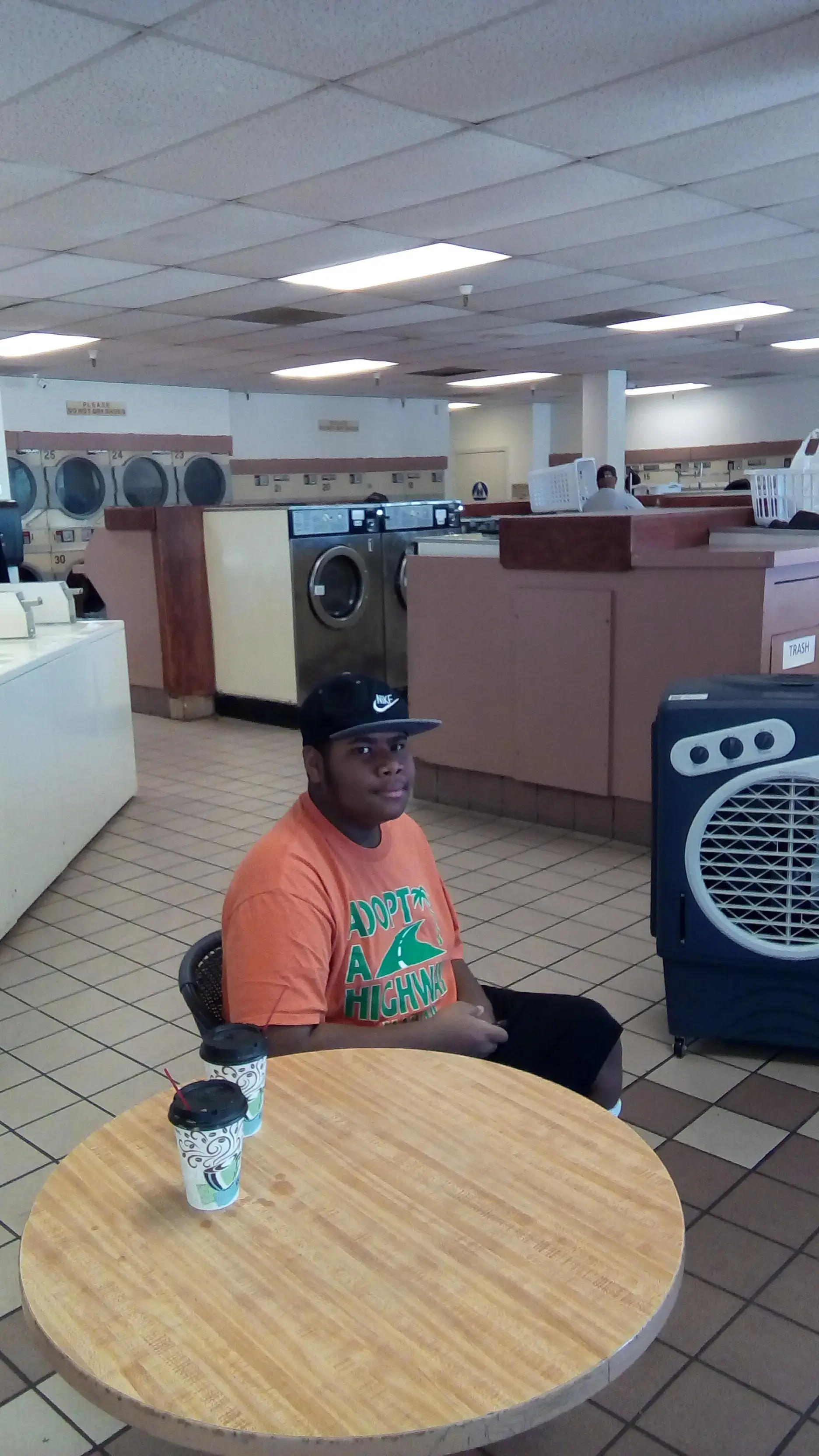 Happy Coin Laundry - Image 14