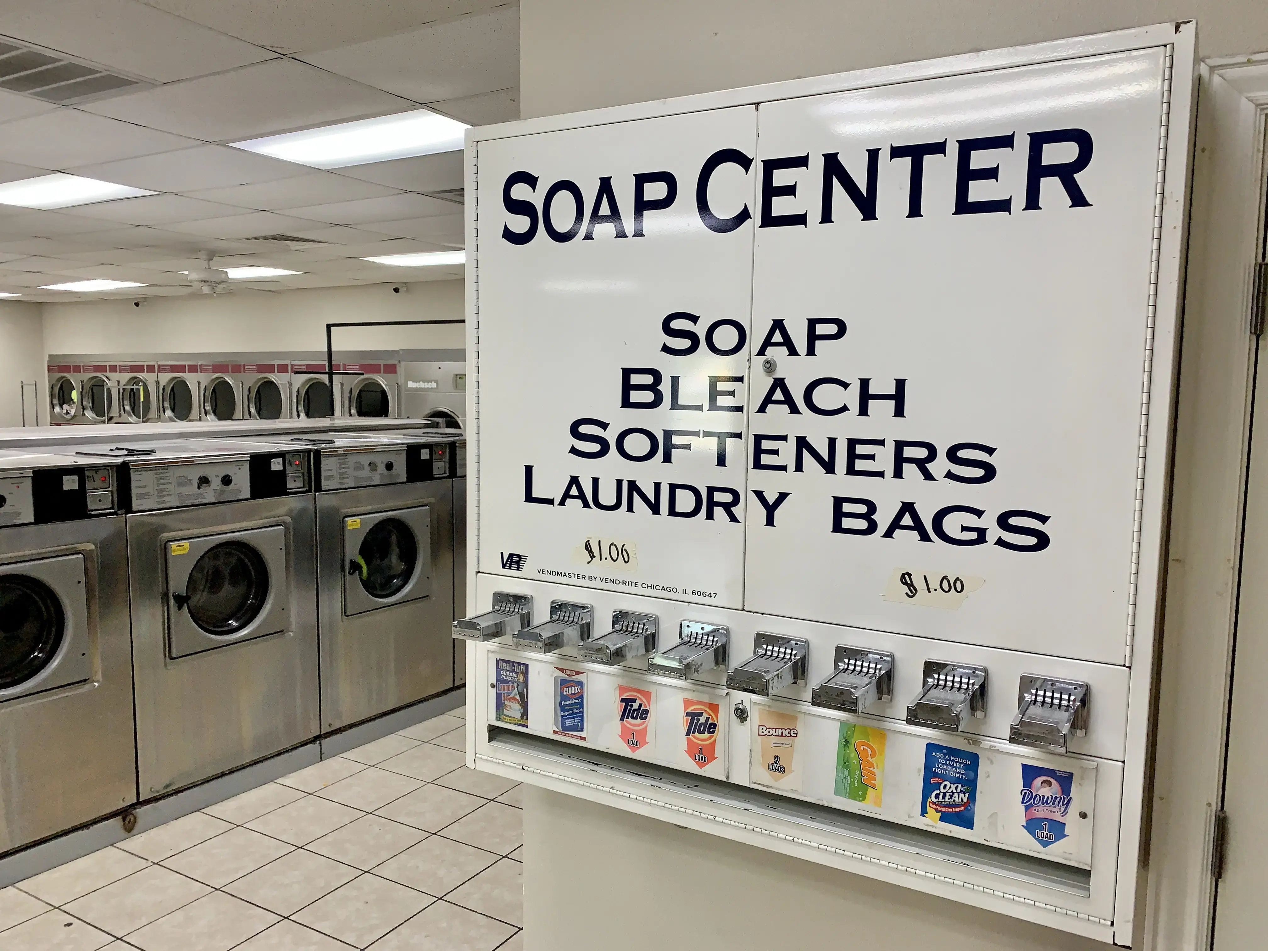 Happy Coin Laundry thumbnail 20