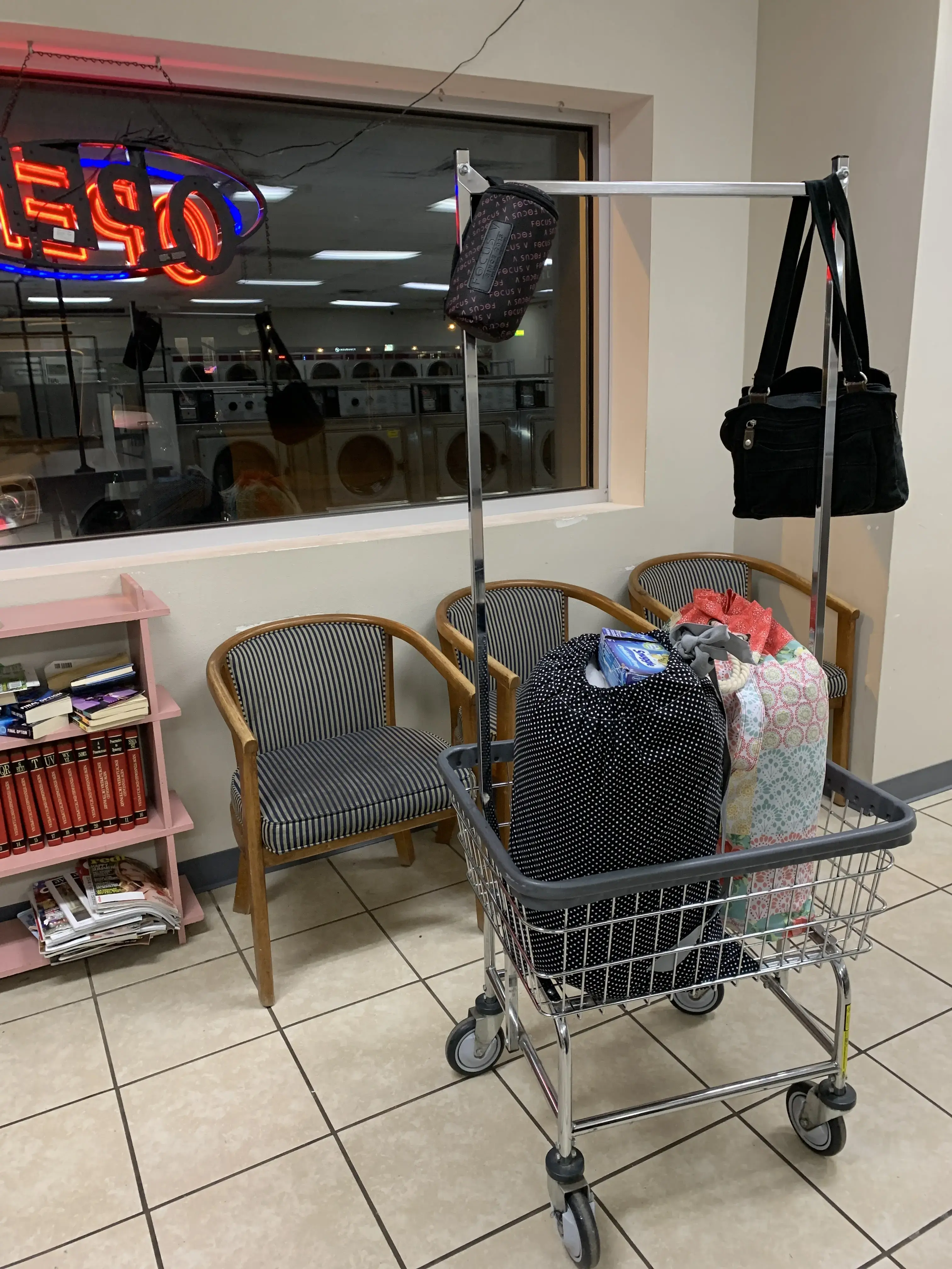 Happy Coin Laundry - Image 11