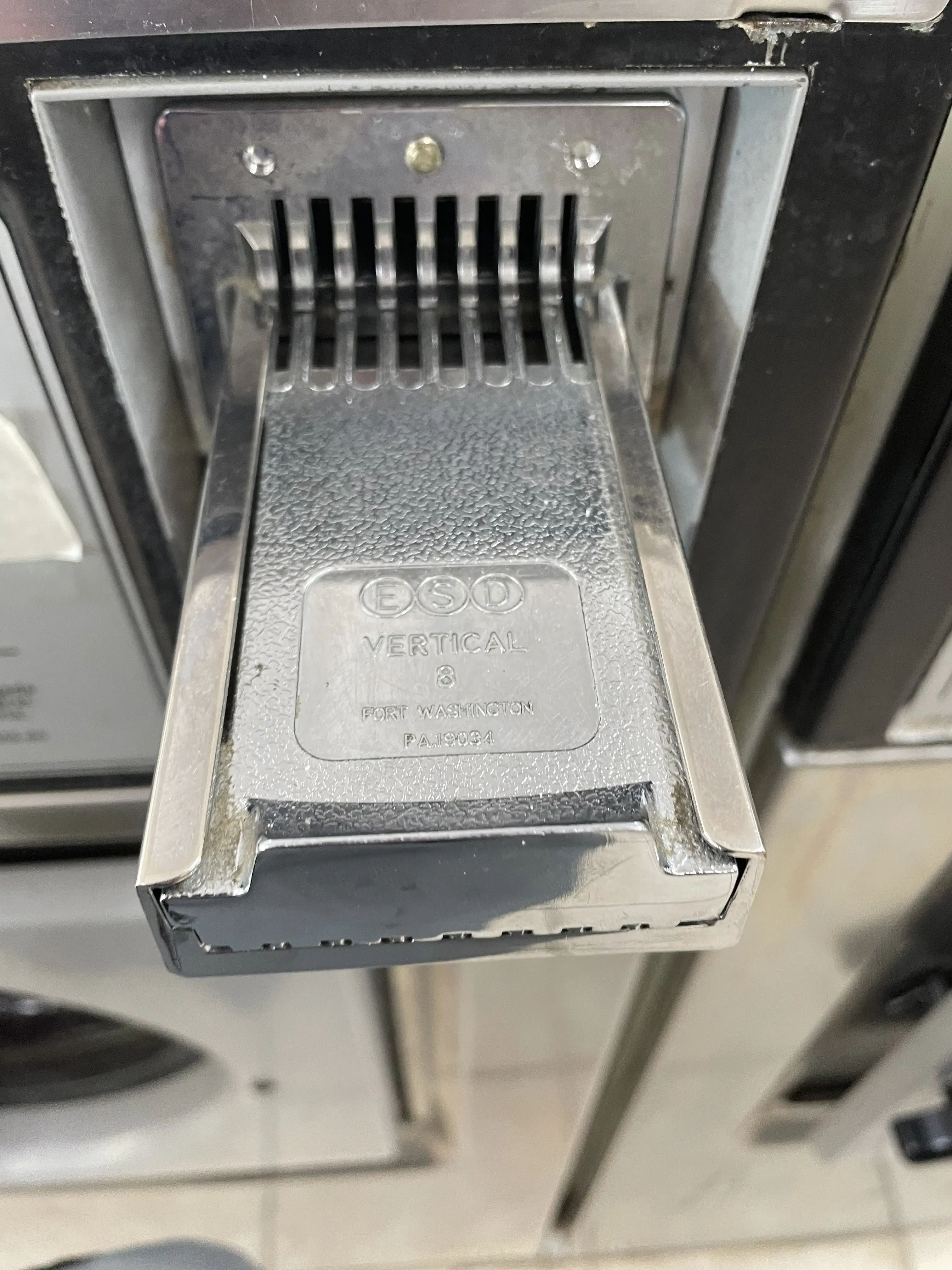 Happy Coin Laundry - Image 15