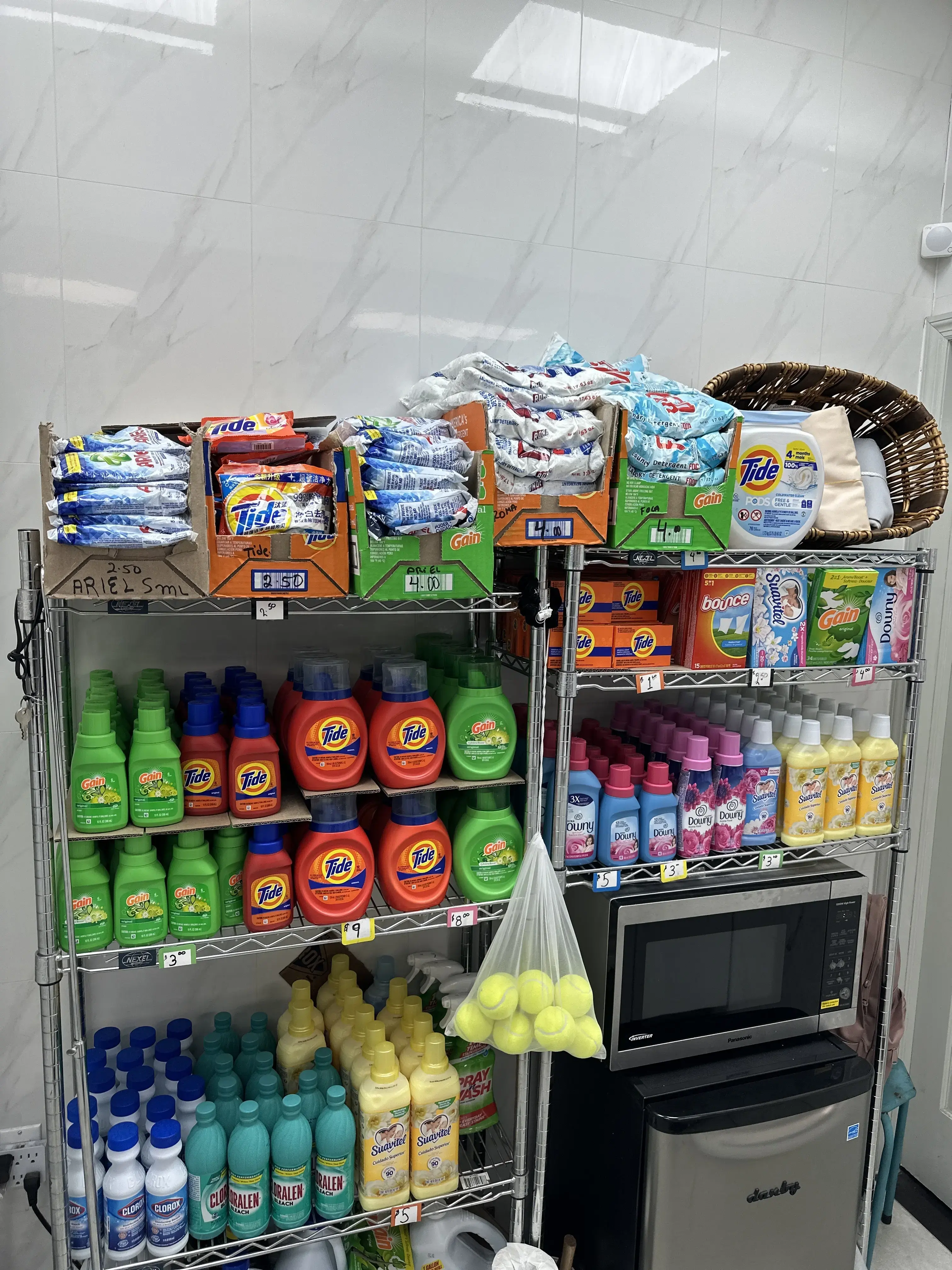 Happy Laundromat 3 - Image 4